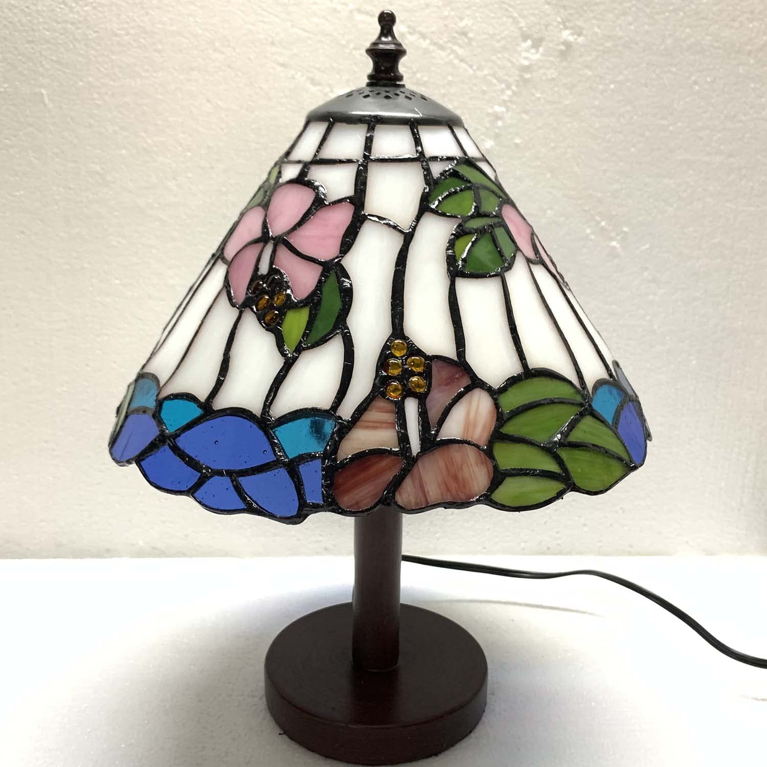 Amazon.co.jp : ステンドグラス テーブルランプ テーブルライト