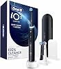 Oral-B Cepillo de Dientes Eléctrico Recargable, iO5 Edición Limitada Limpieza Profunda y Blanqueamiento, 5 Modos de Limpieza, Sensor de Presión Visual para Proteger las Encías, Estuche de Viaje, 3 Cabezales, Negro 1