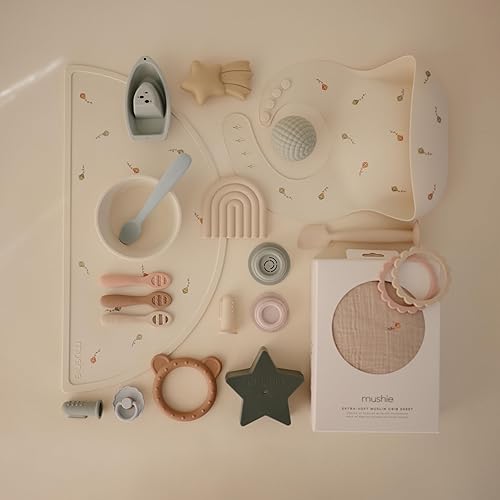 Miniatura 142 de mushie Mantel individual de silicona para niños, diseño antideslizante sin BPA (azul Cambridge) Cambridge Blue,Negro (Daisy),Azul marfil,Bluey