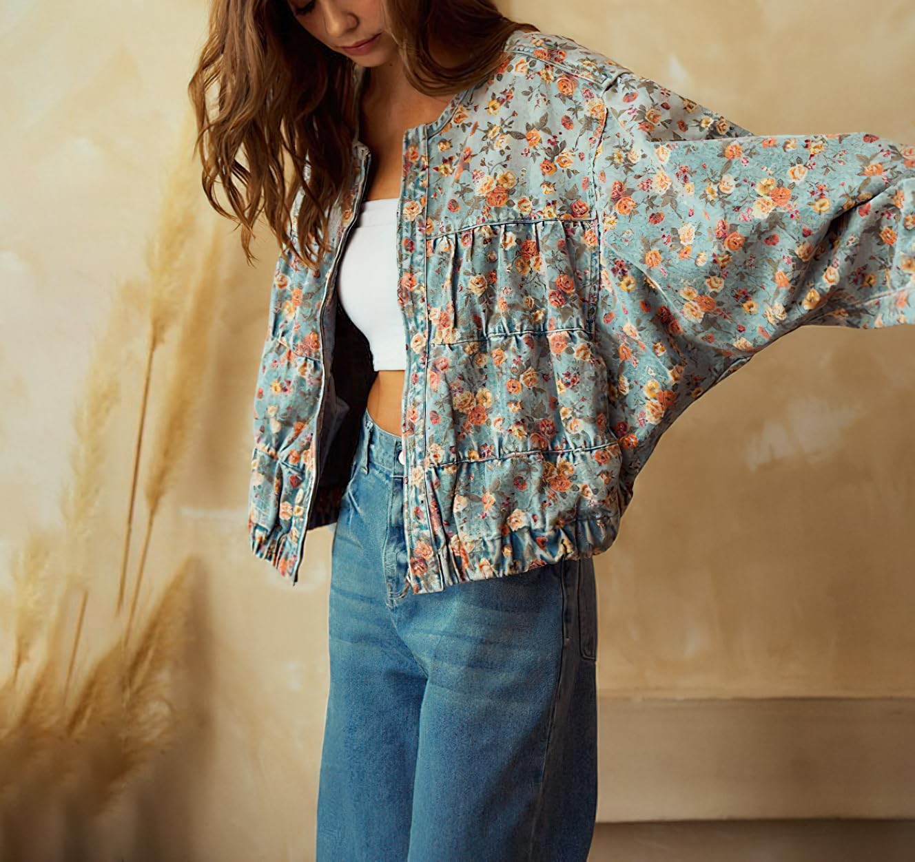 chouyatou Women Spring Fall Oversized Jean Jacket Trendy Lightweight Y2K Floral Denim Bomber Jacket Coat