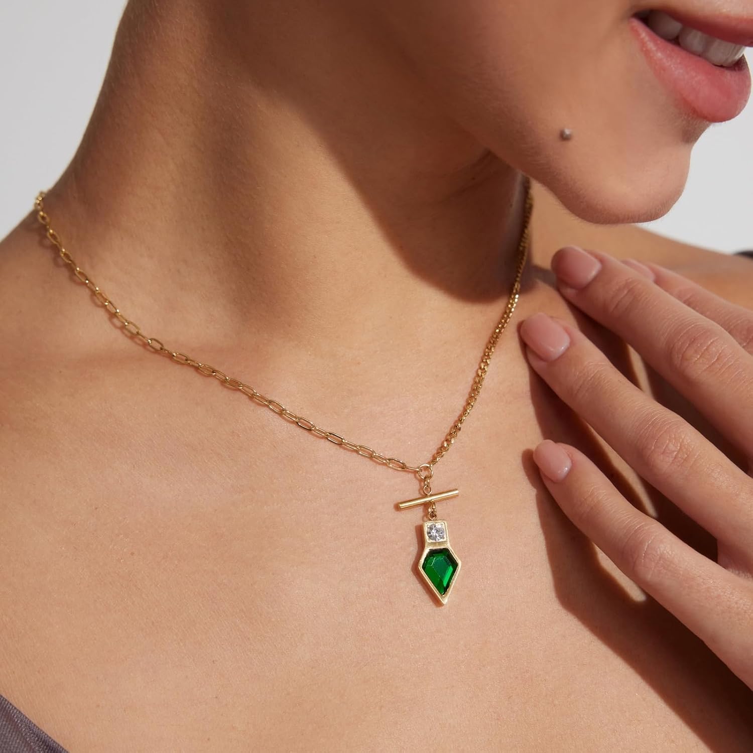 DASIQI Colorful Heart Cubic Zirconia Pendant Necklace, Gold Stainless Steel Chain, Women Asymmetric Chain,18 inches, Red Green lavender