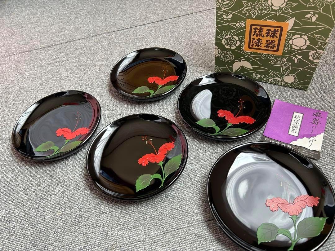 琉球漆器 ハイビスカスの銘々皿