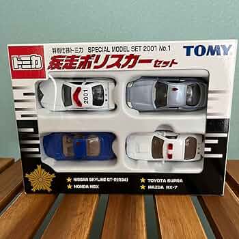 Amazon.co.jp: トミカ 疾走ポリスカーセット 4台入り : おもちゃ