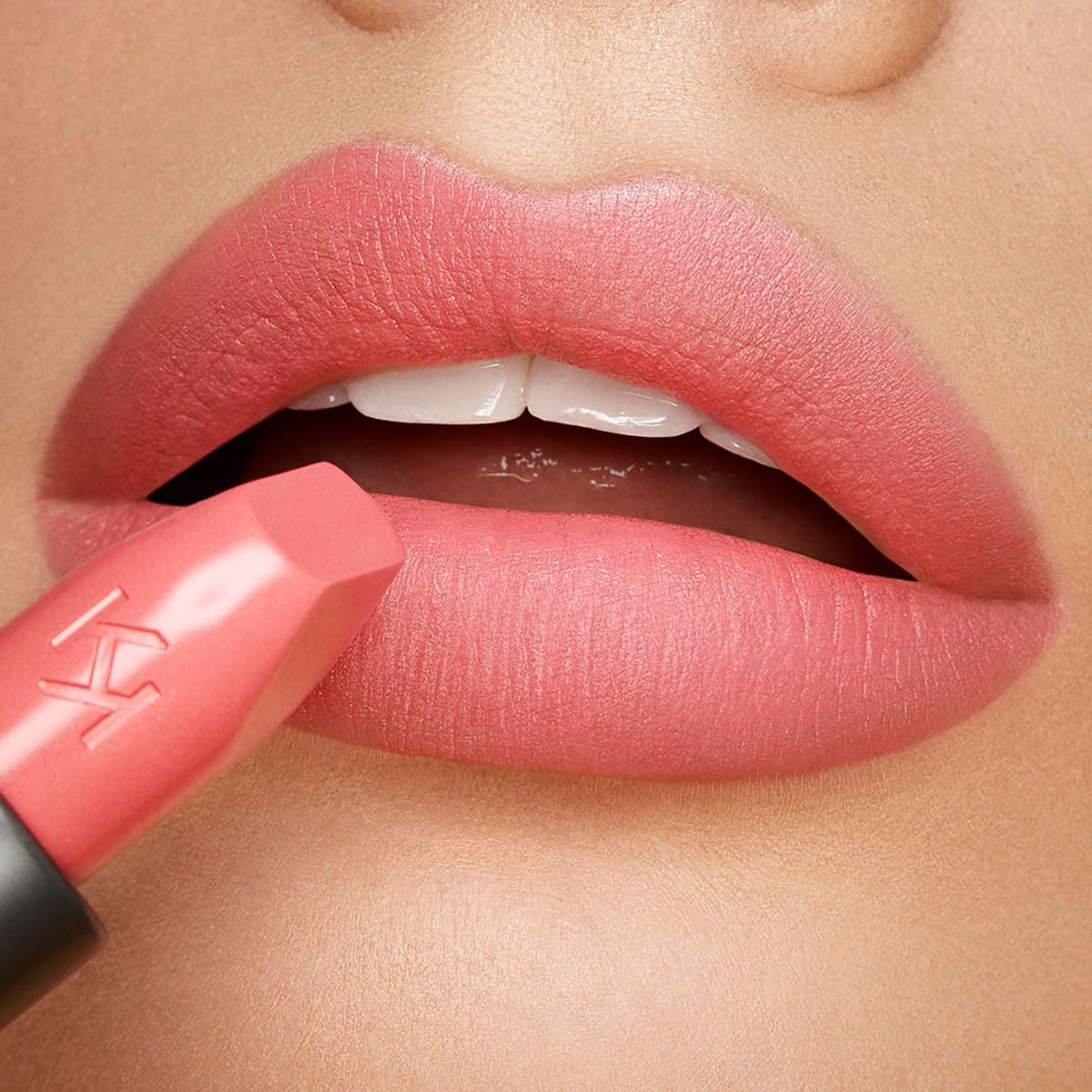 KIKO Milano Velvet Passion Matte Lipstick | Creamy Matte Lipstick - Image 3