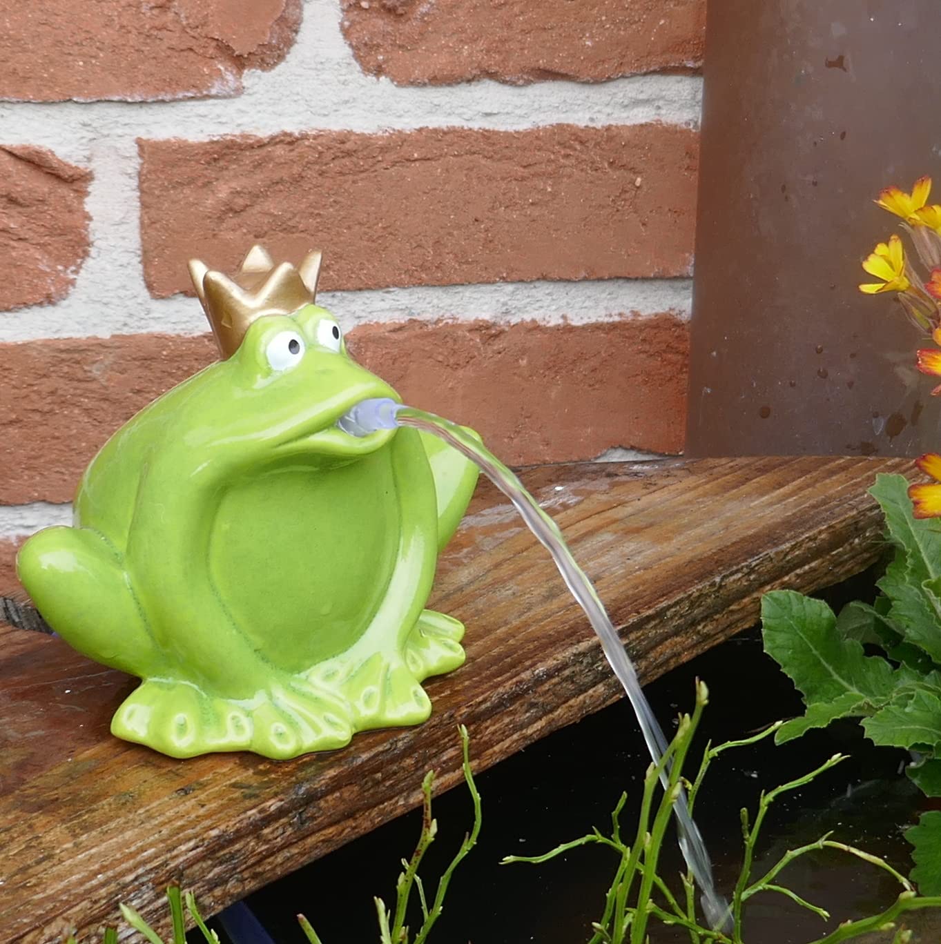 Wasserspeier Solar mit Akku Frosch 12cm Laufzeit ohne Sonne 4 - 5 Stunden