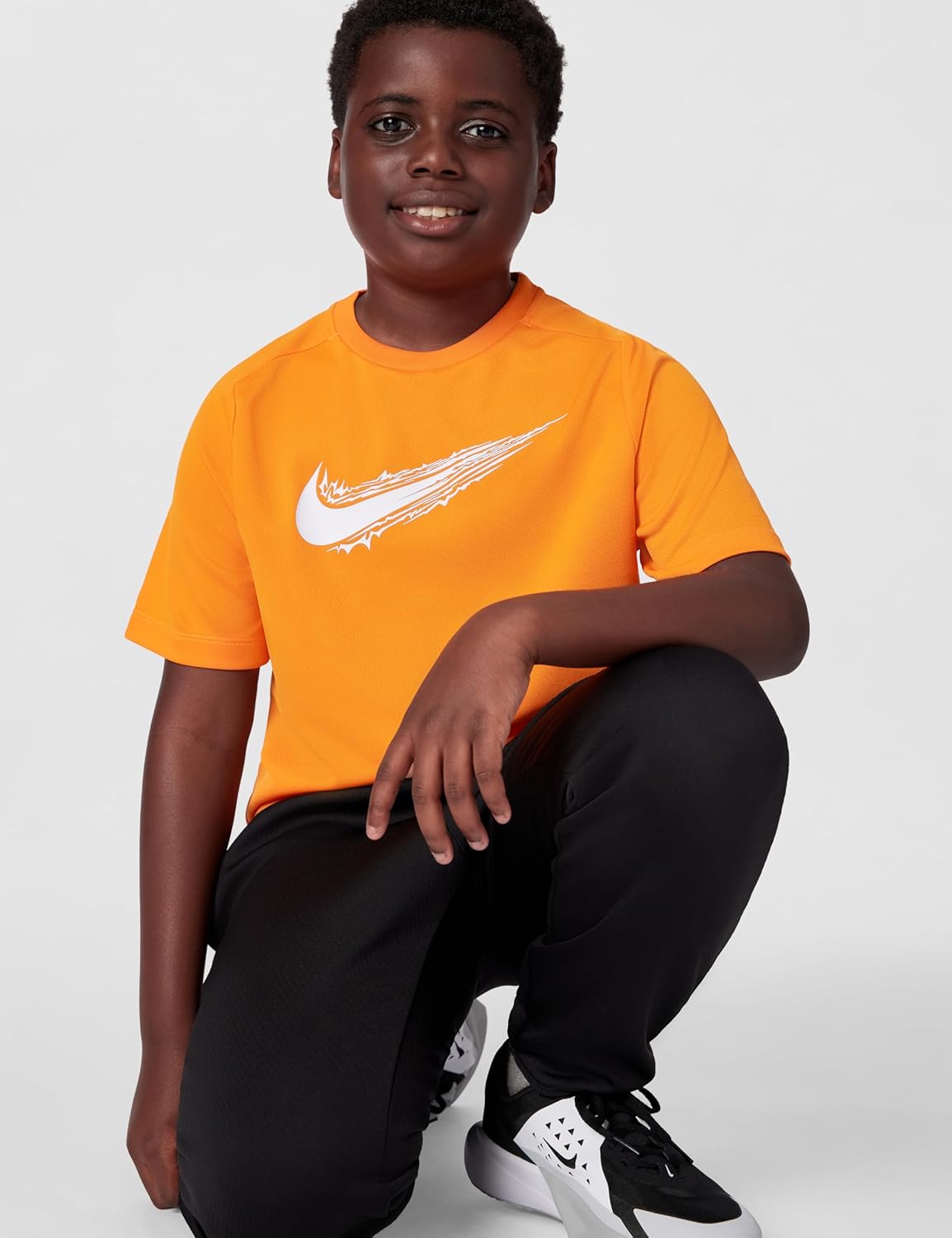 Nike Unisex Big Kids' Multi Dri-FIT Short-Sleeve Top (Large Swoosh Logo) - Boys and Girls