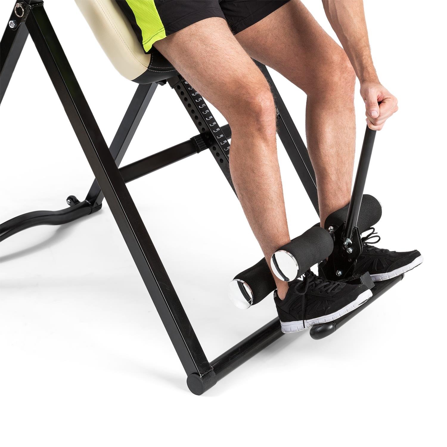 Klarfit Ease Delux - Panca ad Inversione Gravitazionale, Massaggi alla Schiena, Funzione Riscaldante, Inclinazione Regolabile a 20, 40 e 60°, Max 136 kg, per Altezza da 1,54 a 1,98m