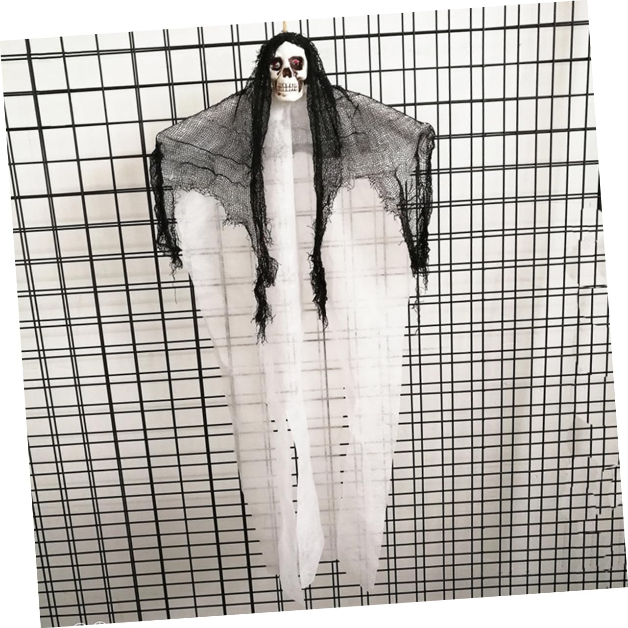 Abaodam Horror Artikel 4 Stück Geisterhausdekoration Hängende Geisterrequisiten Horror-dekoartikel Geisterfest-Requisiten Halloween-schädeldekorationen Skelett Ornament
