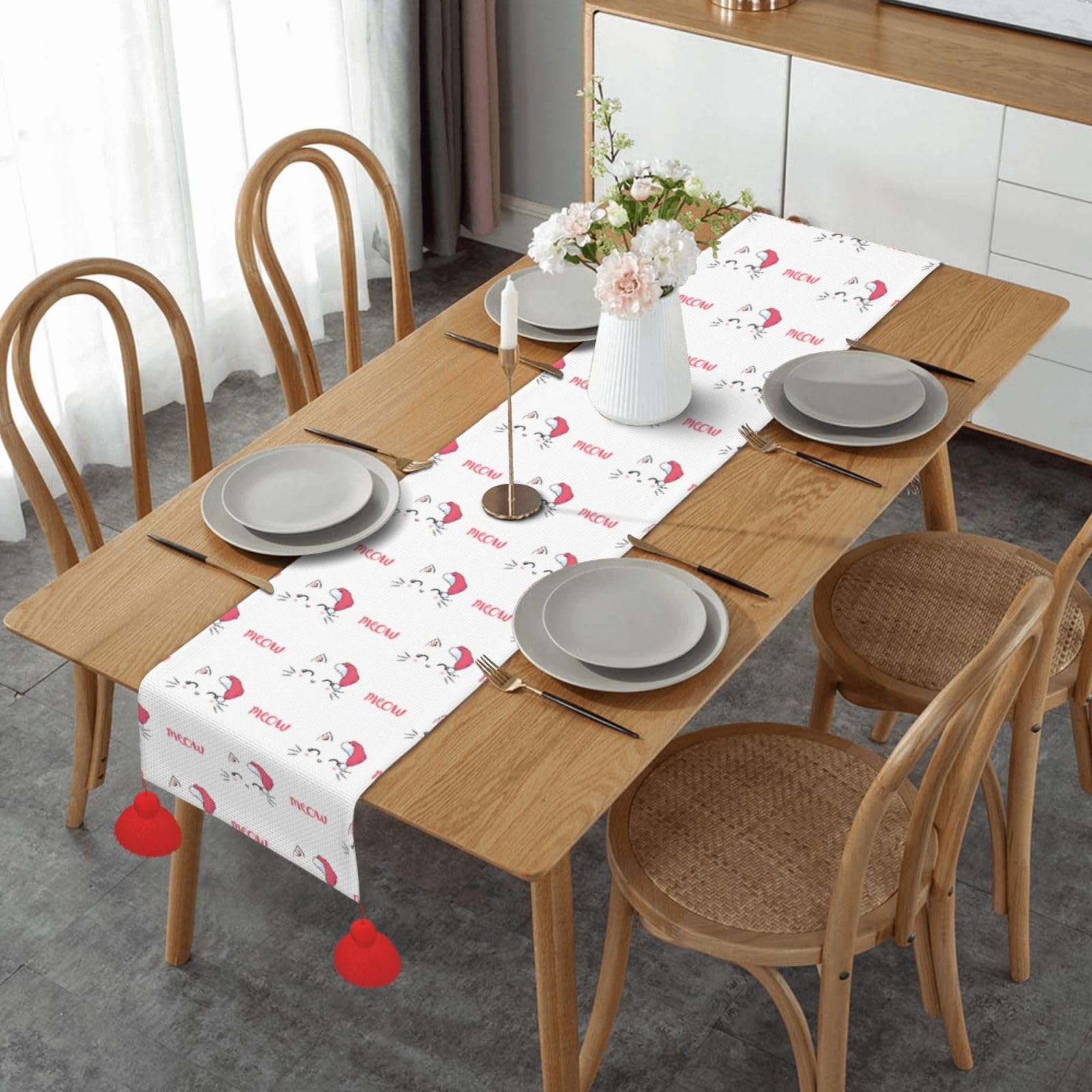 Chemin de table Noël antidérapant avec pompons et tissu protecteur anti-glisse