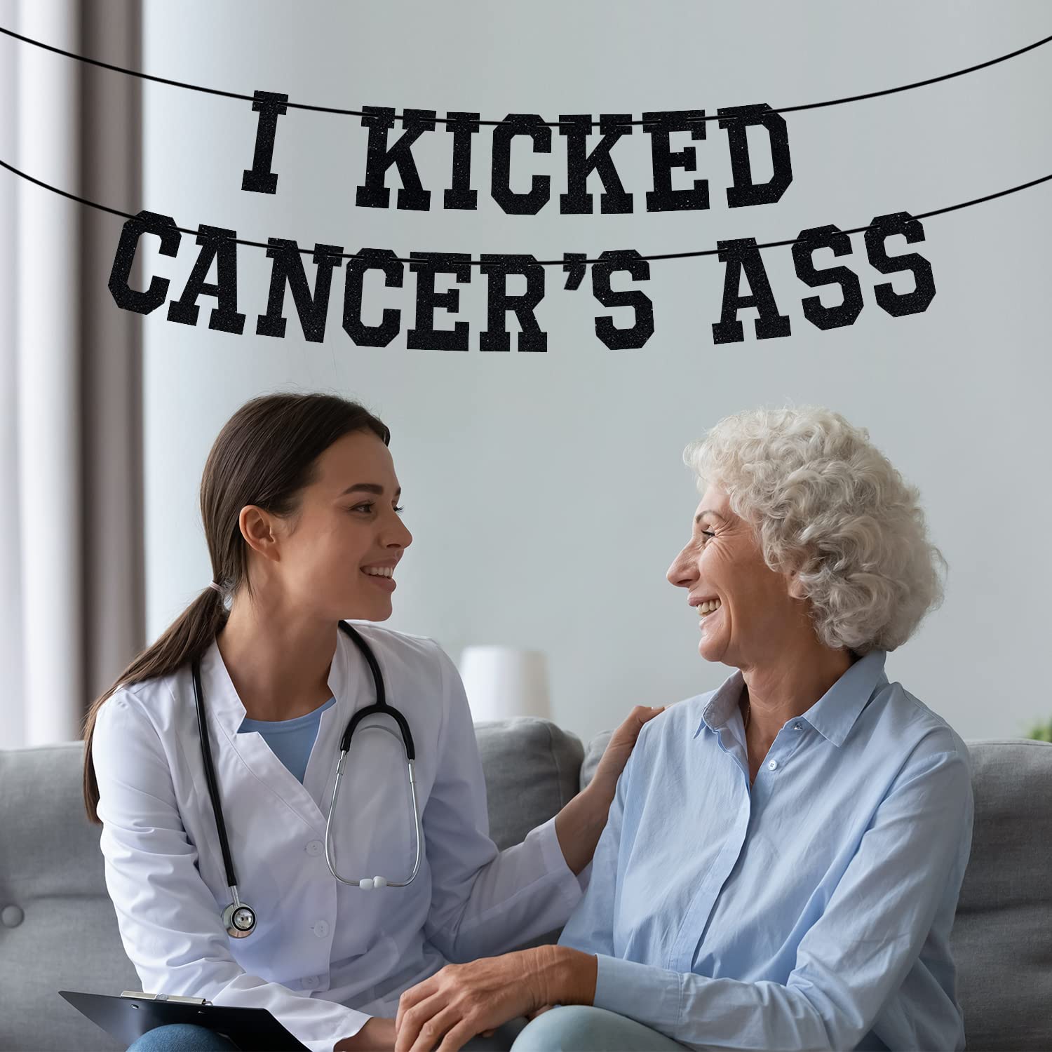 „I Kicked Cancer's Butt“ Banner – Glitzer-Dekoration Für Krebsüberlebende, Party-Zubehör Für Remissionsfeiern & Siegesfeste