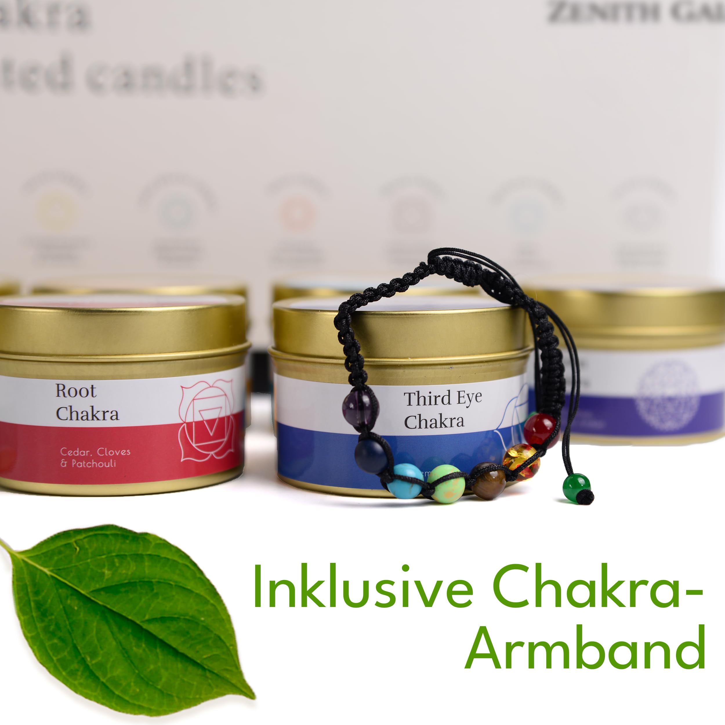 Chakra Kerzen Set – Handgegossene Duftkerzen mit Premium-Kristallen in edlen Blechschalen inklusive Chakra Armband – 7er-Set für Meditation, Stressabbau und spirituelle Balance