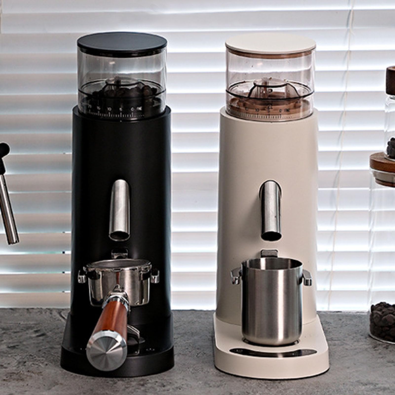 Qcwwy Molinero de café Eléctrico, Función de Memoria de Tiempo de Tiempo Recargable USB Molino de Frijol de café Portátil Antigüedad (685 albaricoque)