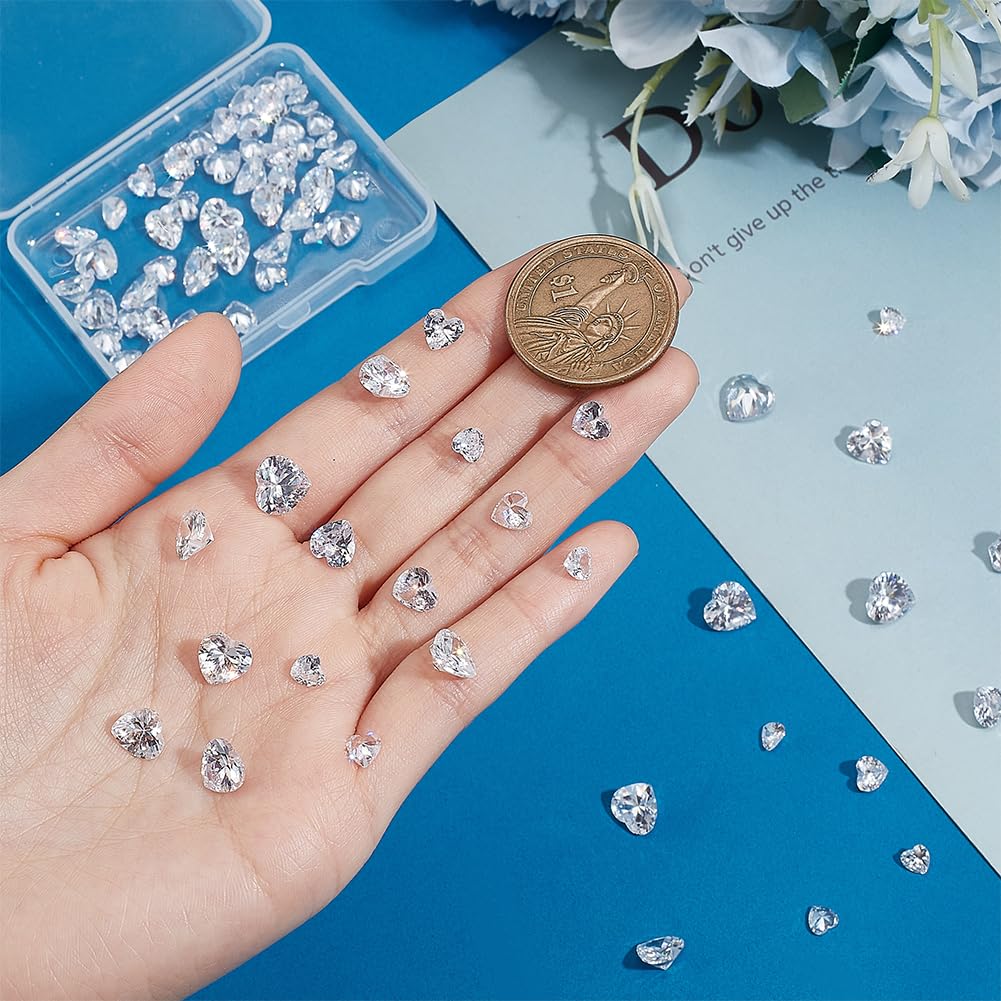 PH PandaHall 80 pietre di zirconia cubica a forma di cuore in 5 misure da 5/6/7/8/9 mm, pietre di zirconia cubica sfaccettate di grado A, piccole pietre di zirconia cubica cabochon per orecchini