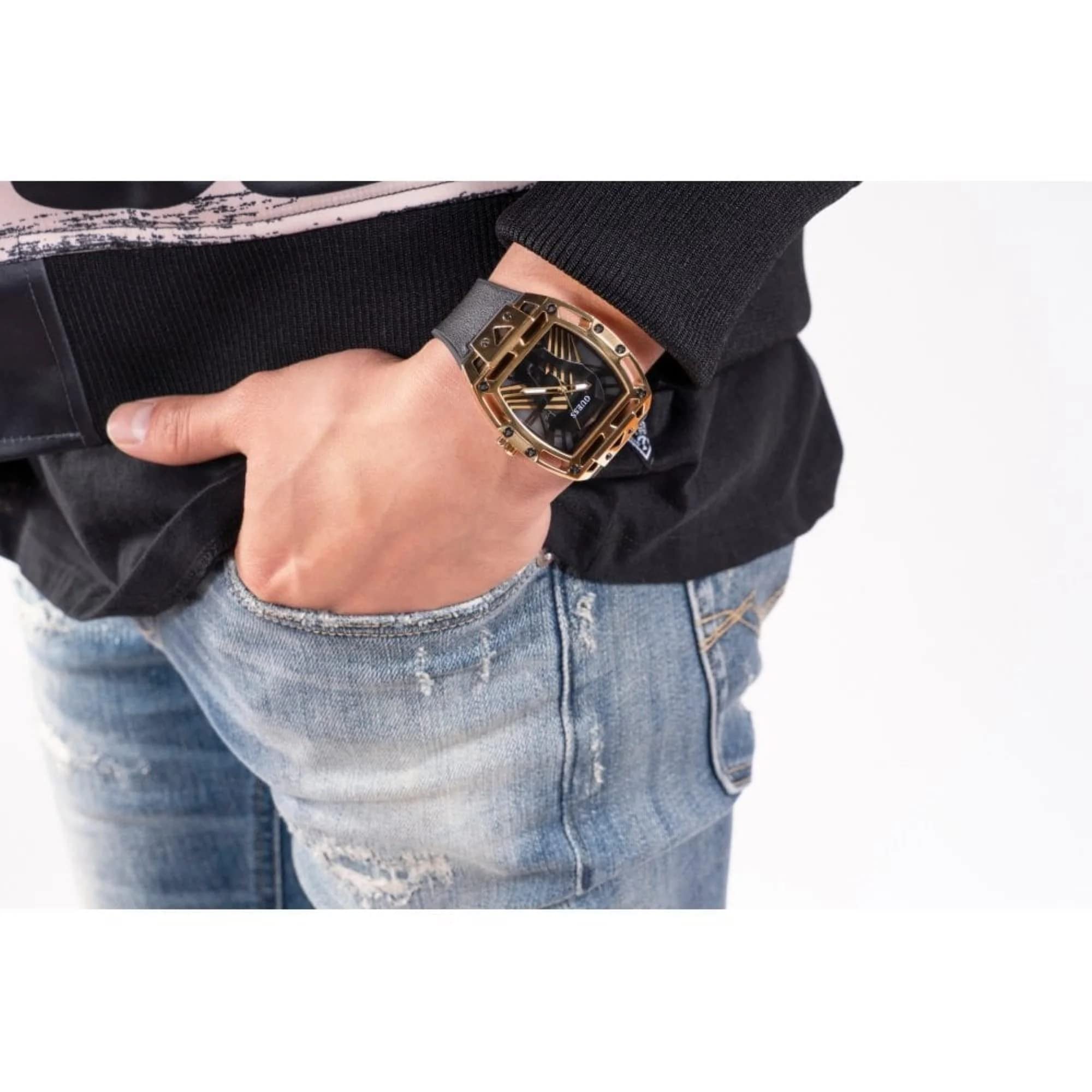 GUESS US Men's Gold-Tone and Black Analog Cutout Watch