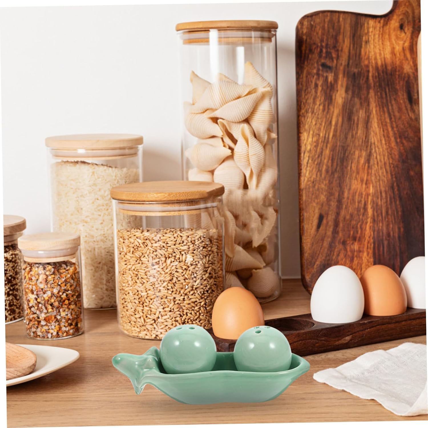 Pea Salt Pepper Shaker Set Ceramic Seasoning Jars Kitchen Decor for Wedding