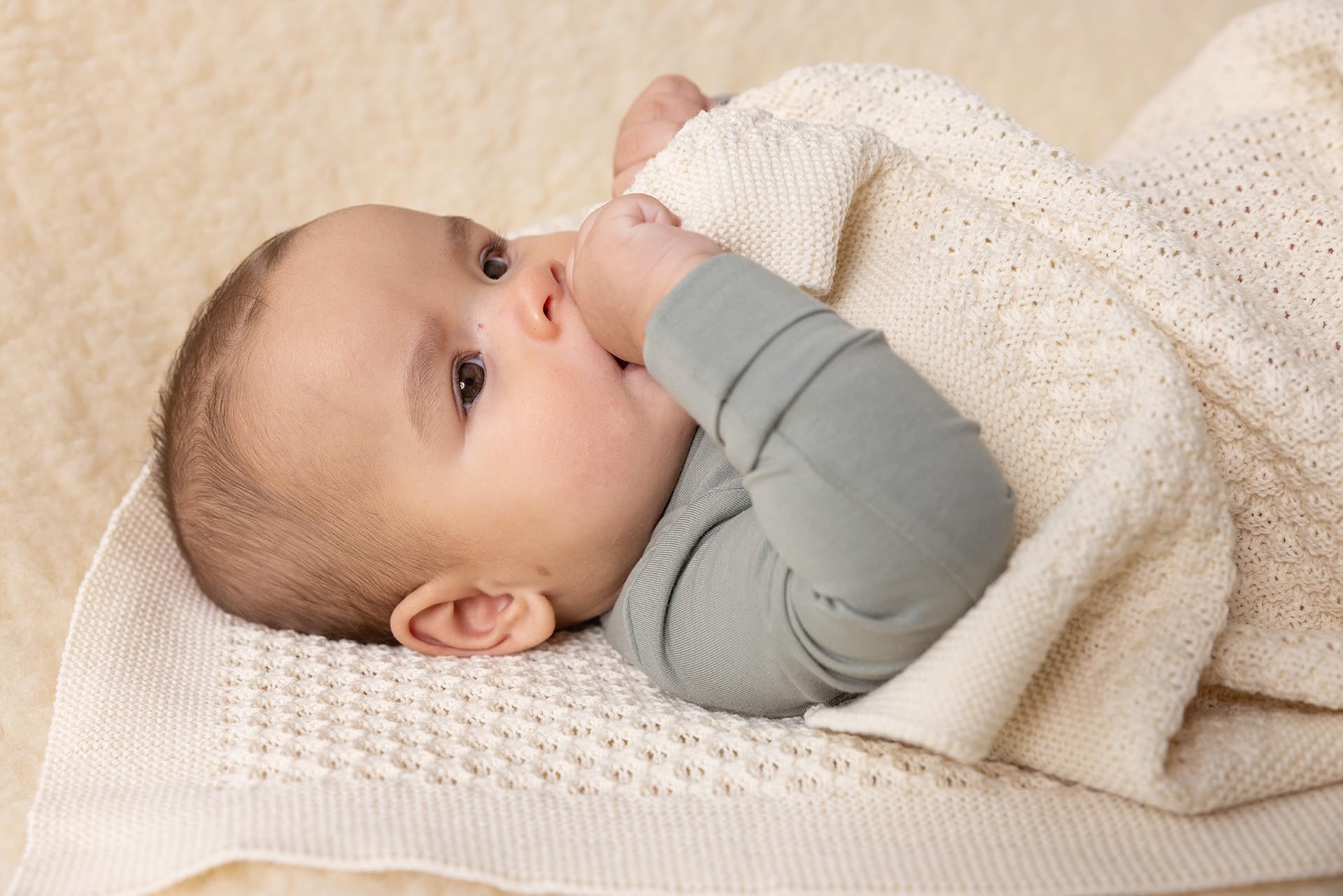 Honeycomb Knit Blanket for Baby & Children, 100% Organic Merino Cuddly Soft & Warm, 80 x 100 cm, Sustainable & Fair - Image 3