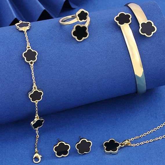 Four-Leaf Clover Jewellery Set for Women 18K Gold Plated Alloy Jewellery 5PCS Pendant Necklace Stud Earrings Ring Bracelet Set Flower Jewellery Christmas Birthday Gift