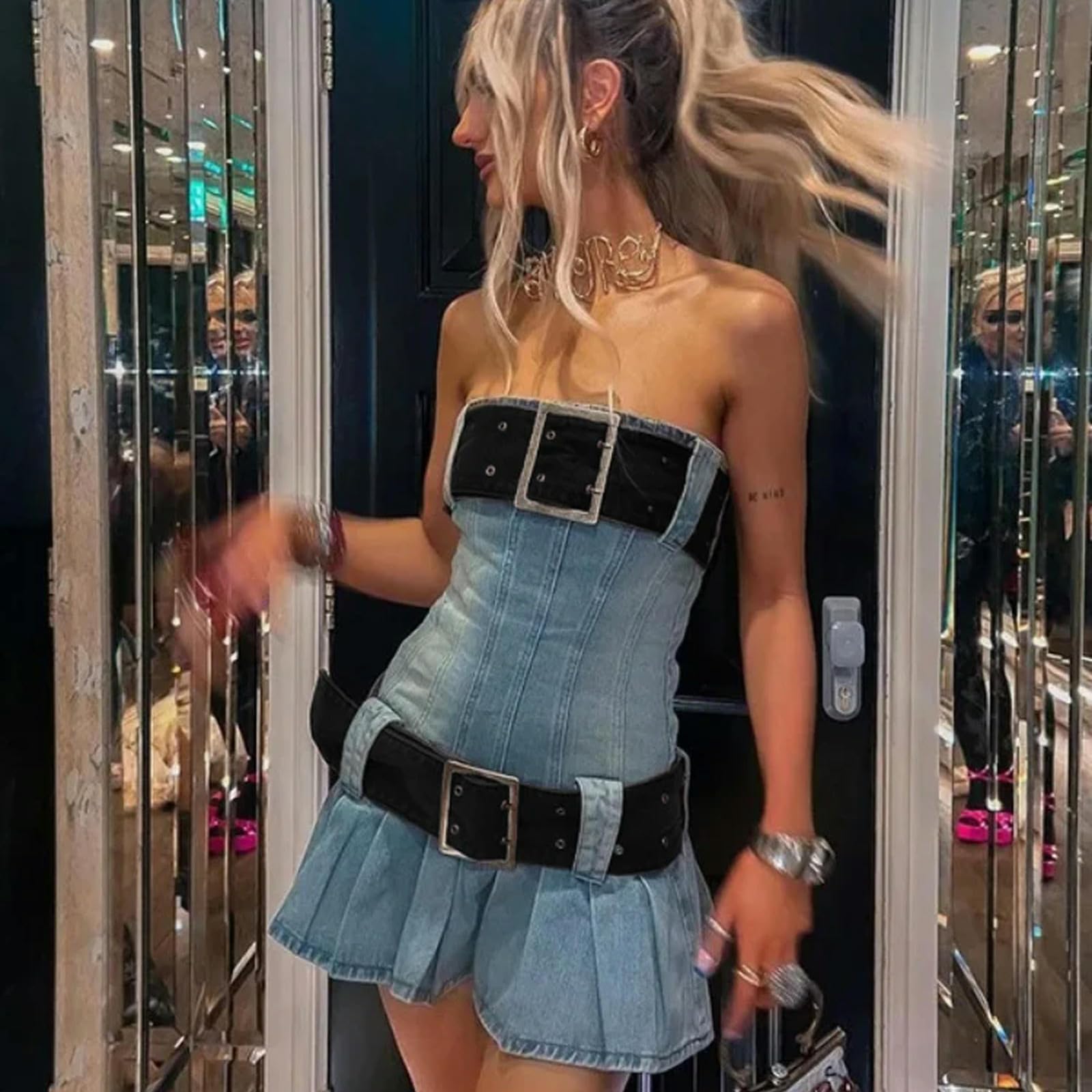 Sukienki damskie vintage bez ramiączek sukienka dżinsowa kobiety lato bodycon modny pasek plisowana mini sukienka streetwear
