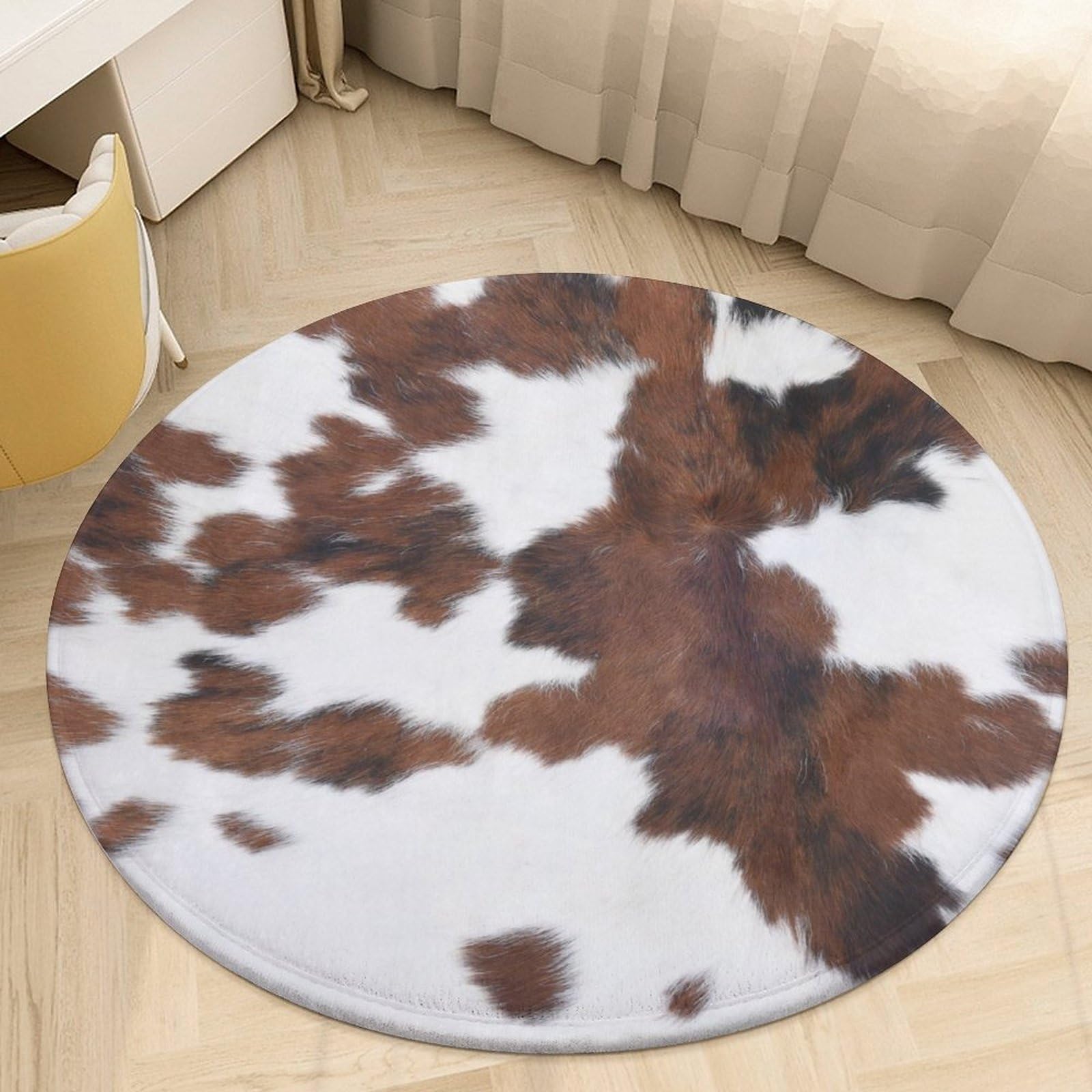 Huryilo Cow Skin Print Round Area Rug Cowhide Fur Circle Rug Circular Rug for Bedroom Bathroom Decor 2 ft