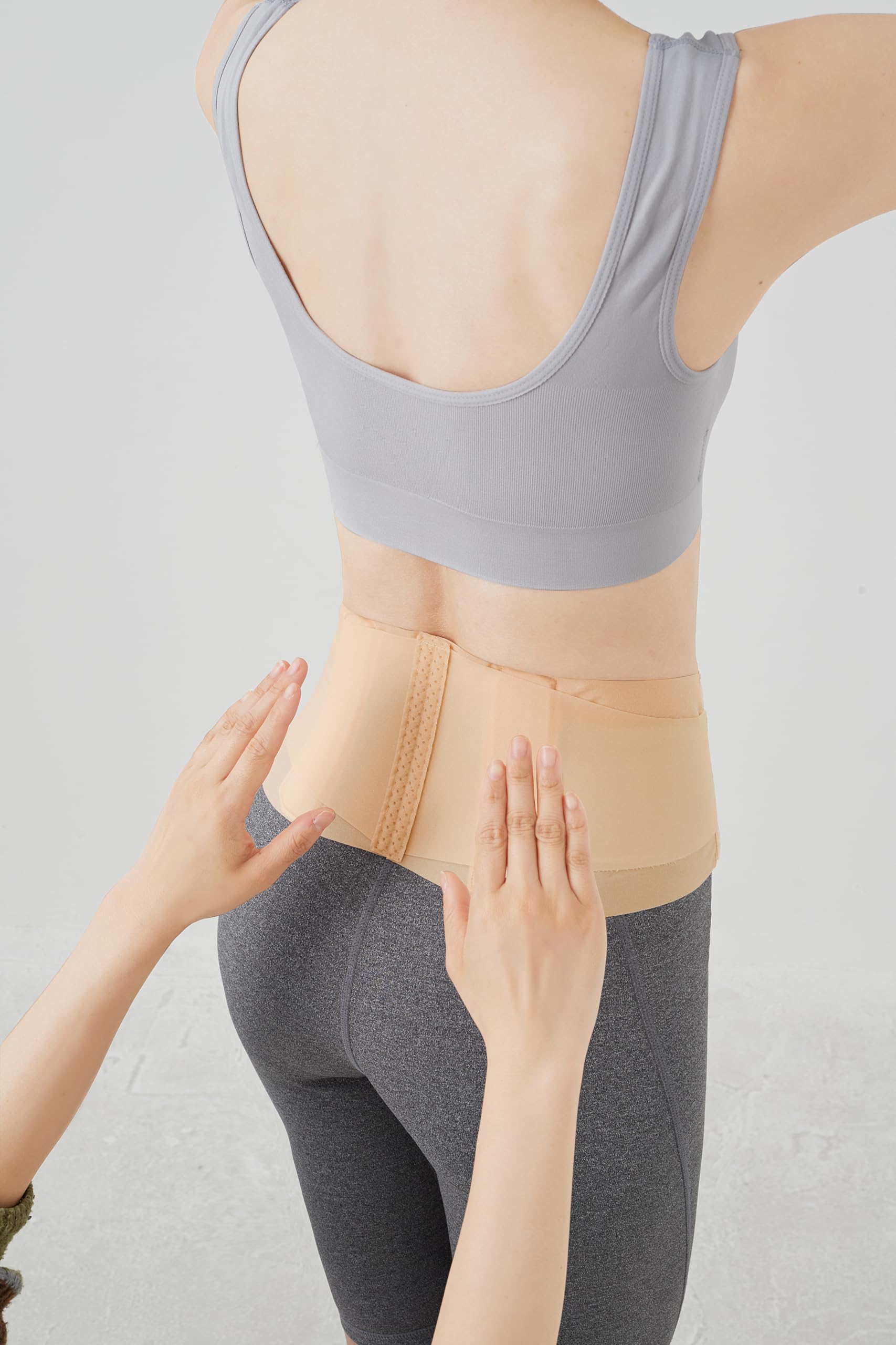 Amazon.co.jp: ｸﾞｯと支える素肌みたいな極薄腰ｺﾙｾｯﾄ ﾍﾞｰｼﾞｭ LL-3L