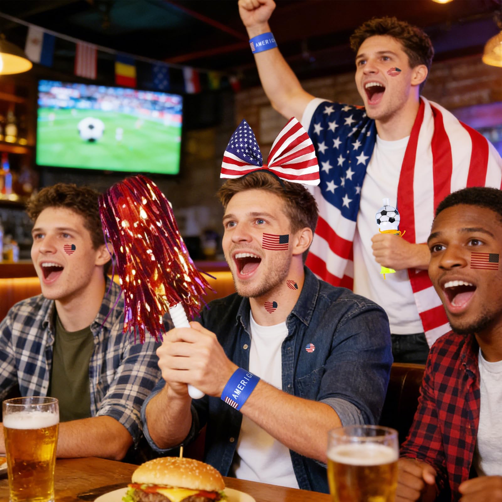 Bekecidi Set di 15 pezzi di accessori per fan della Coppa del mondo di calcio 2026 USA, braccialetti a schiaffo, tatuaggi, fischietti, bandiere, pompon, fasce per capelli, spille per feste di calcio