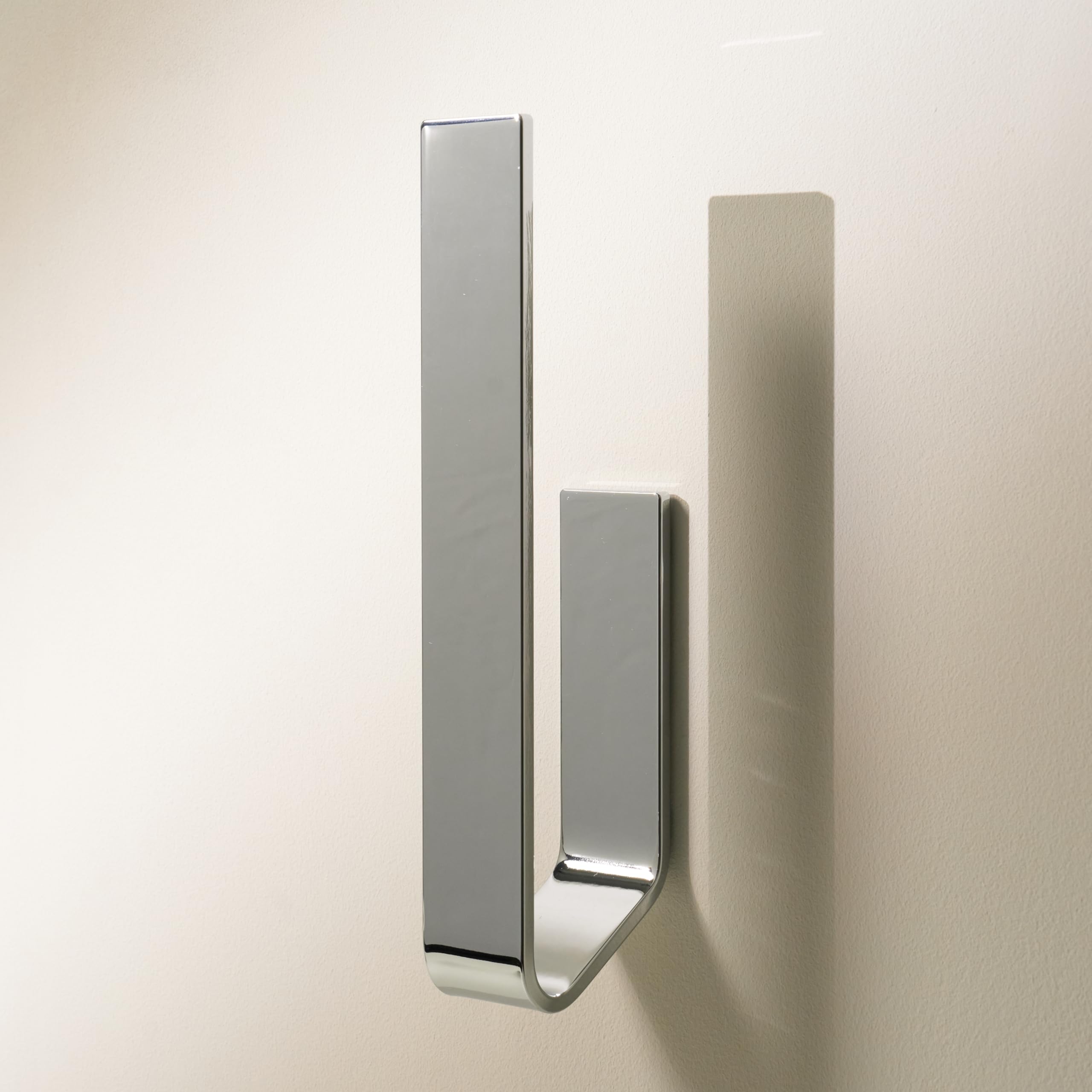 Designfabrik Hamburg Ersatzrollenhalter ohne Bohren | Toilettenpapierhalter selbstklebend für 2 Klorollen | Wandhalter für Bad & Gäste WC | WC Rollenhalter Schwarz | Modernes Design | Chrom