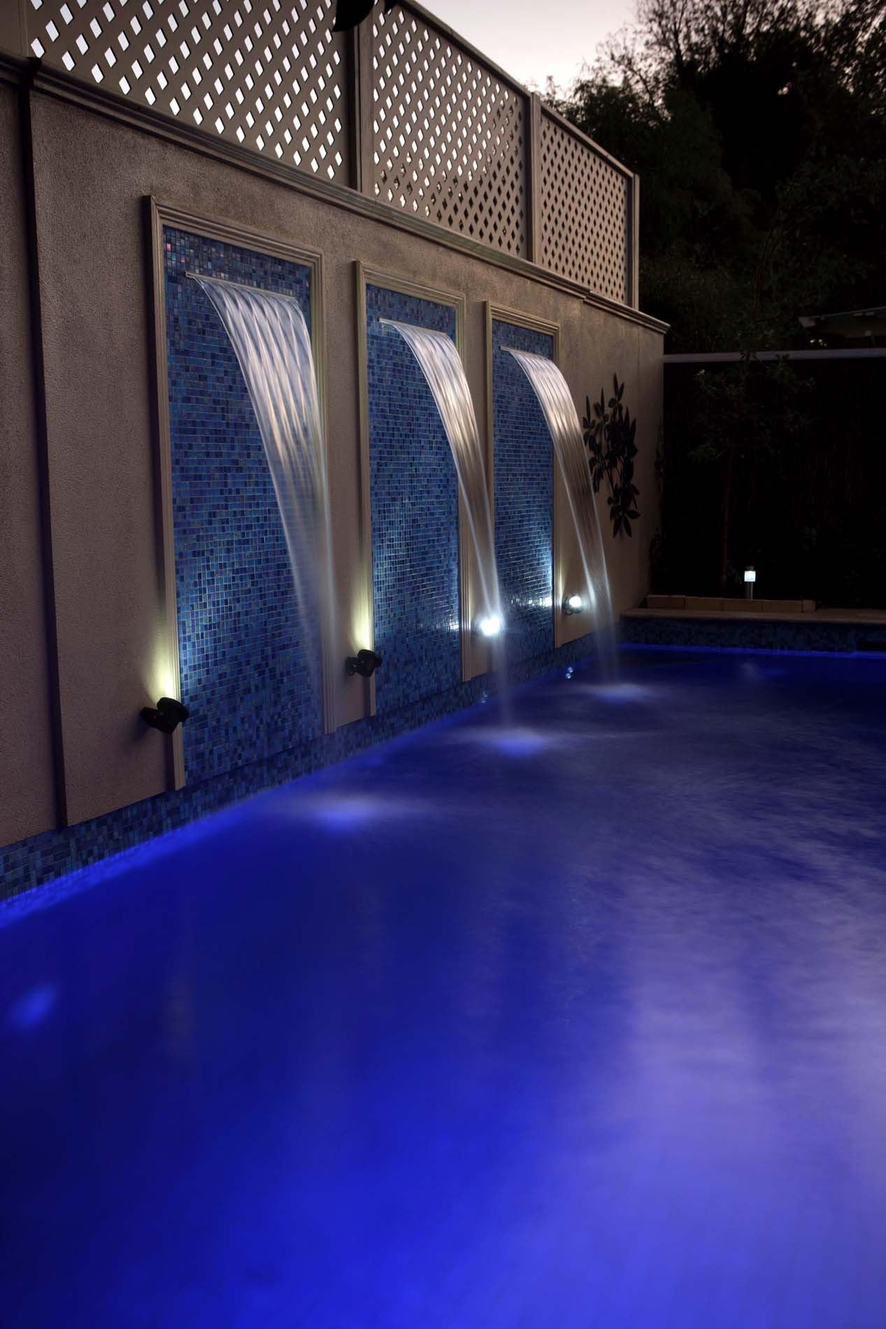 Cascada Acrílica empotrable para Piscina SIN LED, Lamina de Agua de Varios tamaños (30 cm lengüeta 3.5 cm)