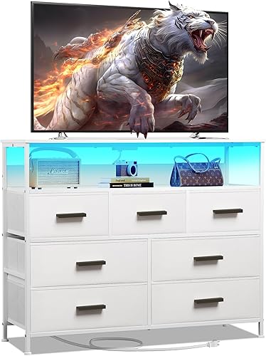Miniatura 10 de Mueble de TV con 7 cajones, soporte de TV con luces LED y tomas de corriente, cómoda para dormitorio, cómoda de hasta 45 pulgadas de largo, cómoda