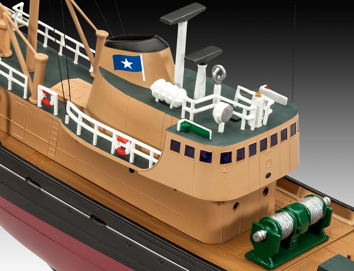 Amazon.com: Revell Germany North Sea Fishing Trawler Kit : Arts