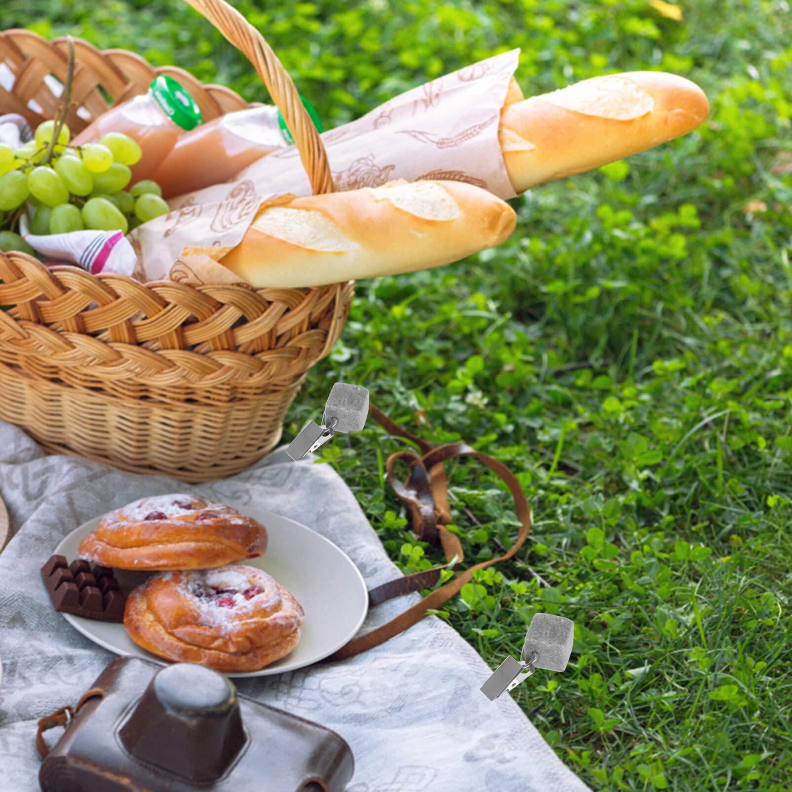 BESTonZON Table Cloth Weights Tablecloth Weight Table Iron Table Covers Pendant Stones with Metal Clip Clamps Outdoor Heavy Marble Cubes Hanger Canvas Clips for Curtain Camping Picnic Party