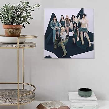 BABYL ポスター Amazon.co.jp: Trends International FNAF-Ultimate Group 壁