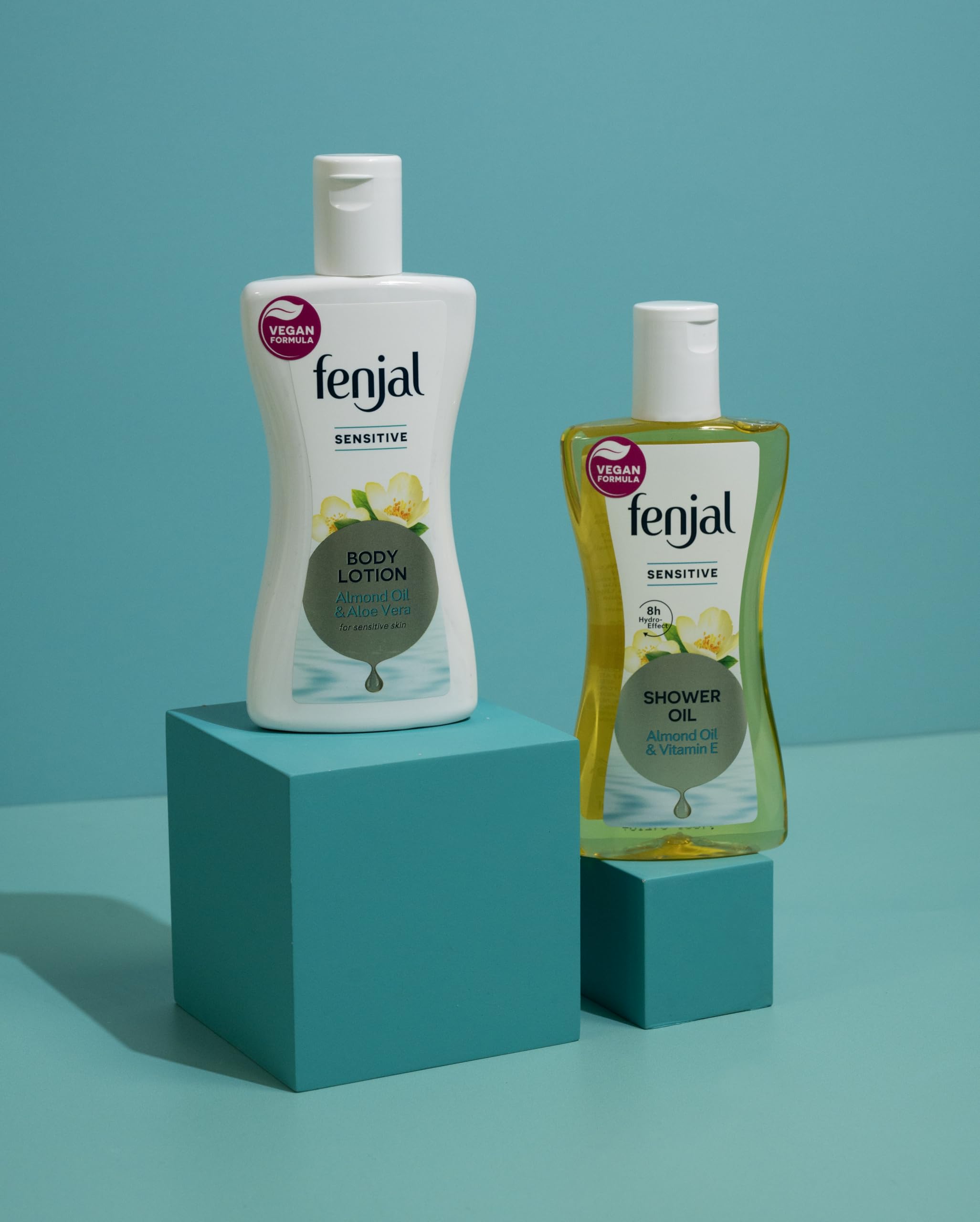 Fenjal Sensitive Cleanse & Hydrate Gift Set, Transparent/ White - Image 2