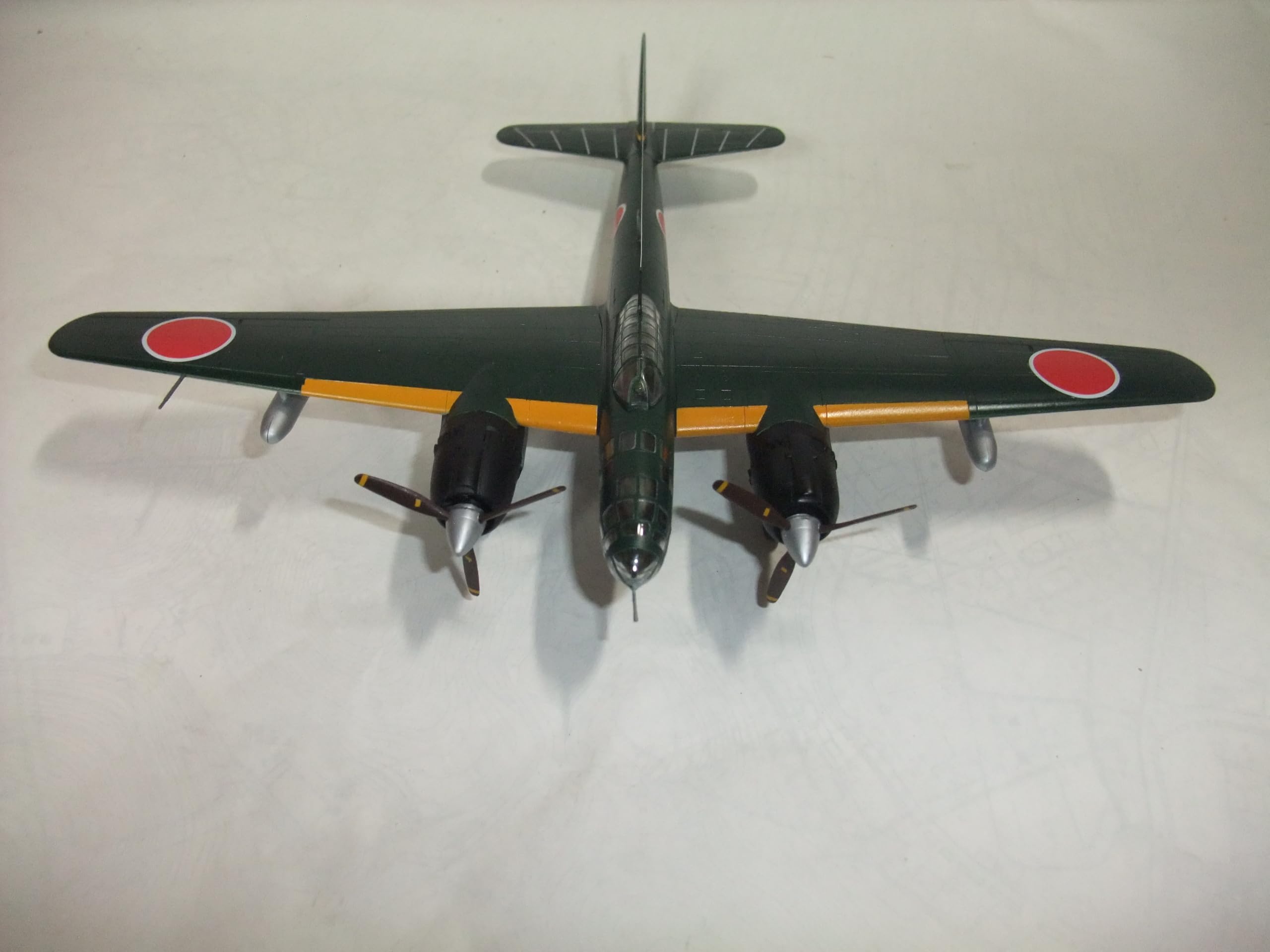 Amazon | 完成品 日本海軍双発爆撃機 銀河【ぎんが】72分の1サイズ