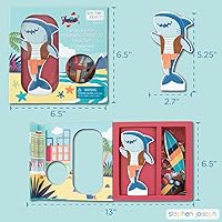 Vista 3 de Stephen Joseph, Muñeca de vestir magnética Dino y León