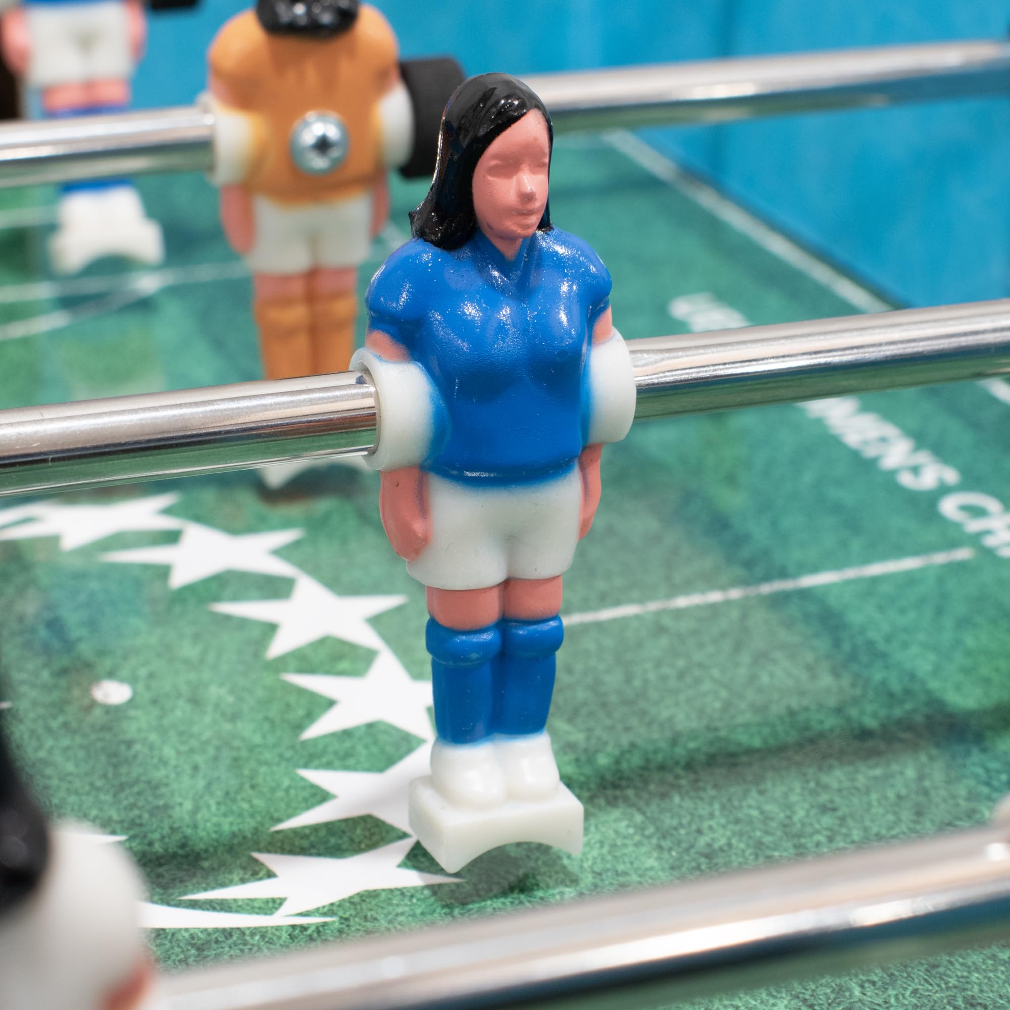 UEFA Calcio balilla da donna Champions League, 50,8 cm, UWCL, prodotto con licenza ufficiale, interattivo, mini calcio balilla, regalo perfetto per bambini, adulti e famiglie
