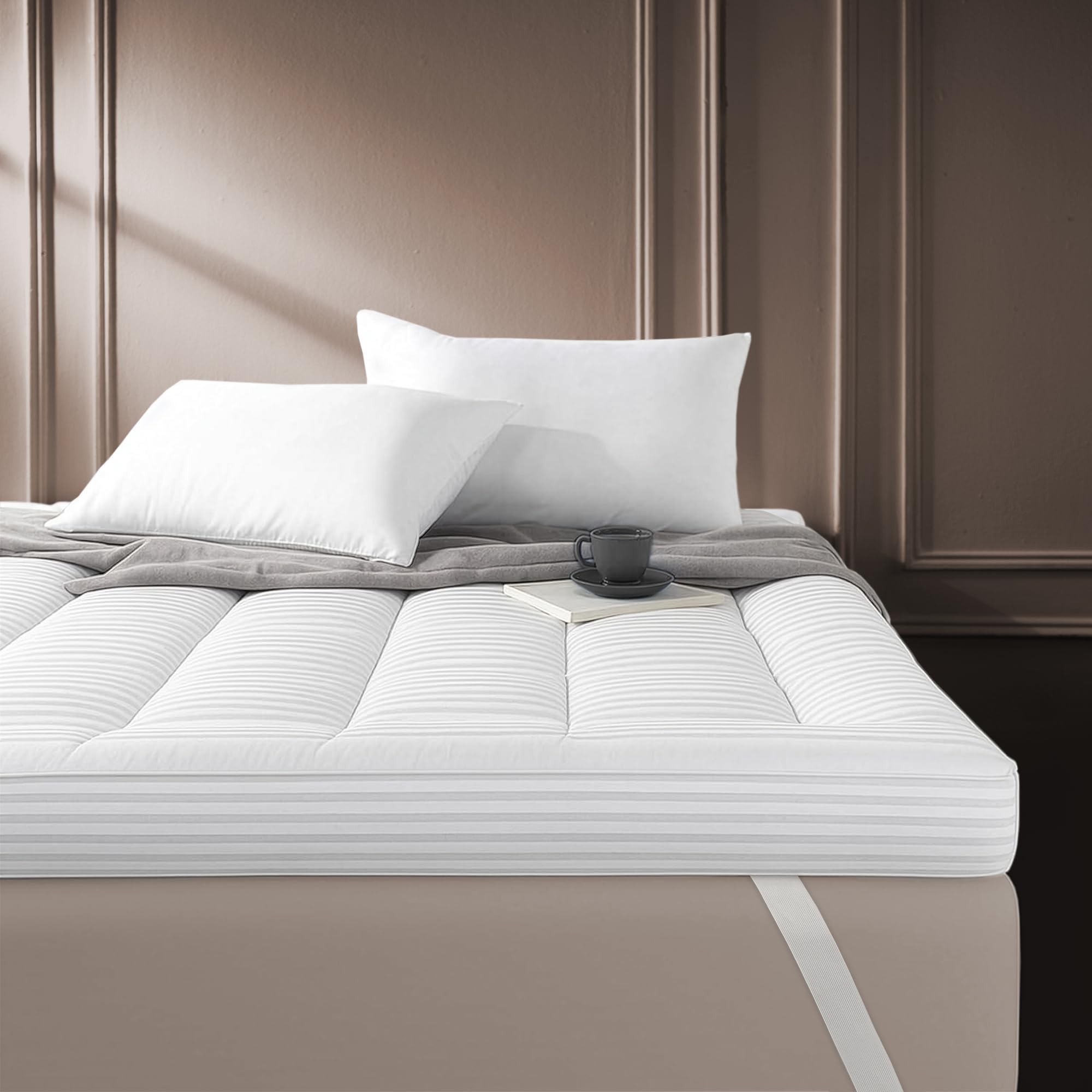 Snuggledown Hotel Super King Mattress Topper - 10cm Extra Deep Quilted Luxury Superking Bed Topper for Soft Comfort | 2-Year Guarantee, Easy Fit Straps, Non-Allergenic & Washable