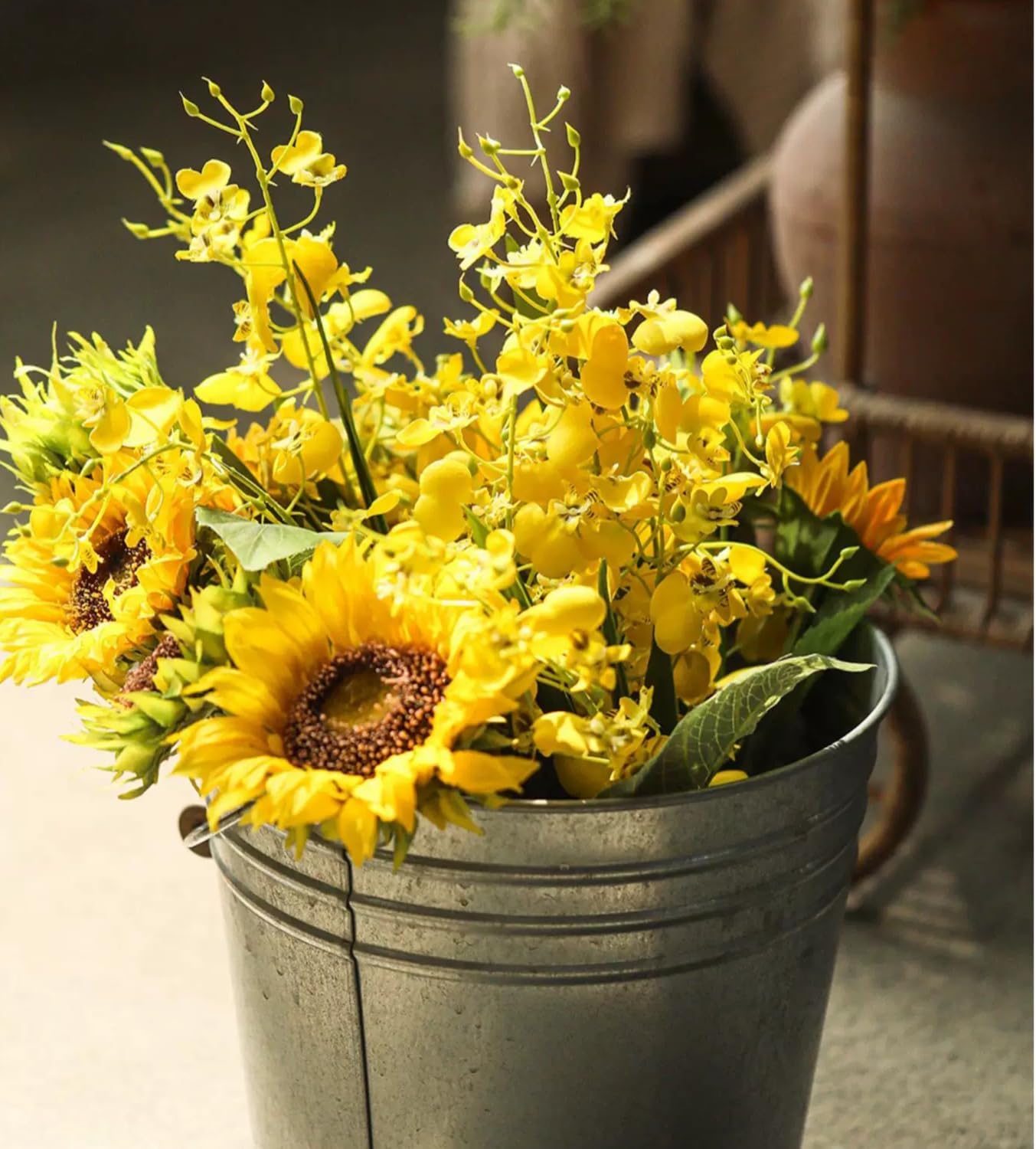 Rustic Reach Wendy's Dancing Lady Orchid Stem 20.5" Tall Five Stems