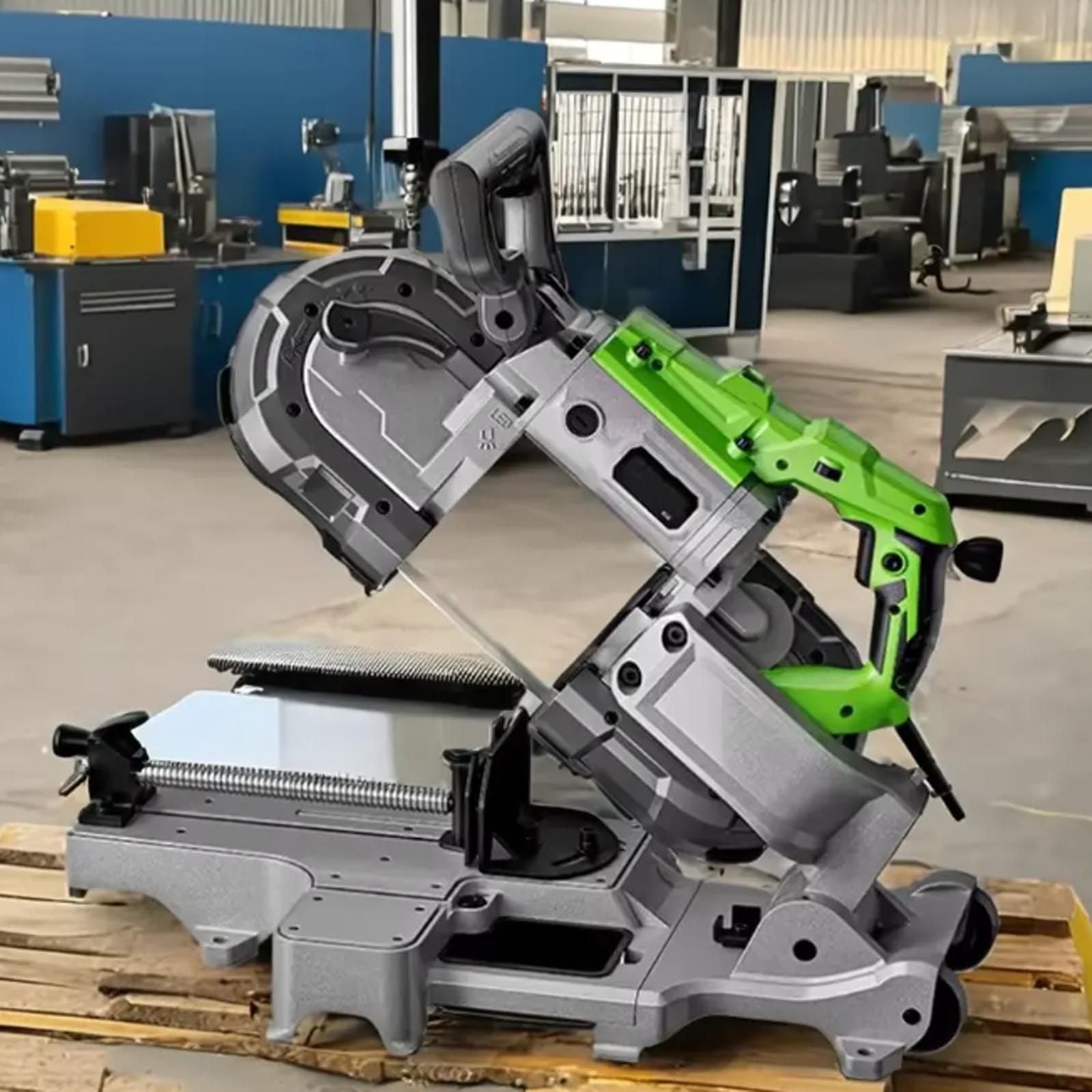 Sierra De Cinta PortáTil Y Sierra De Cinta De Corte Profundo Con Base,Ajuste De 1 A 6 Marchas Y Velocidad De 0,7 A 2,4 M/S, Sierra De Cinta De Mano De Velocidad Variable Para Metal/Madera,Green
