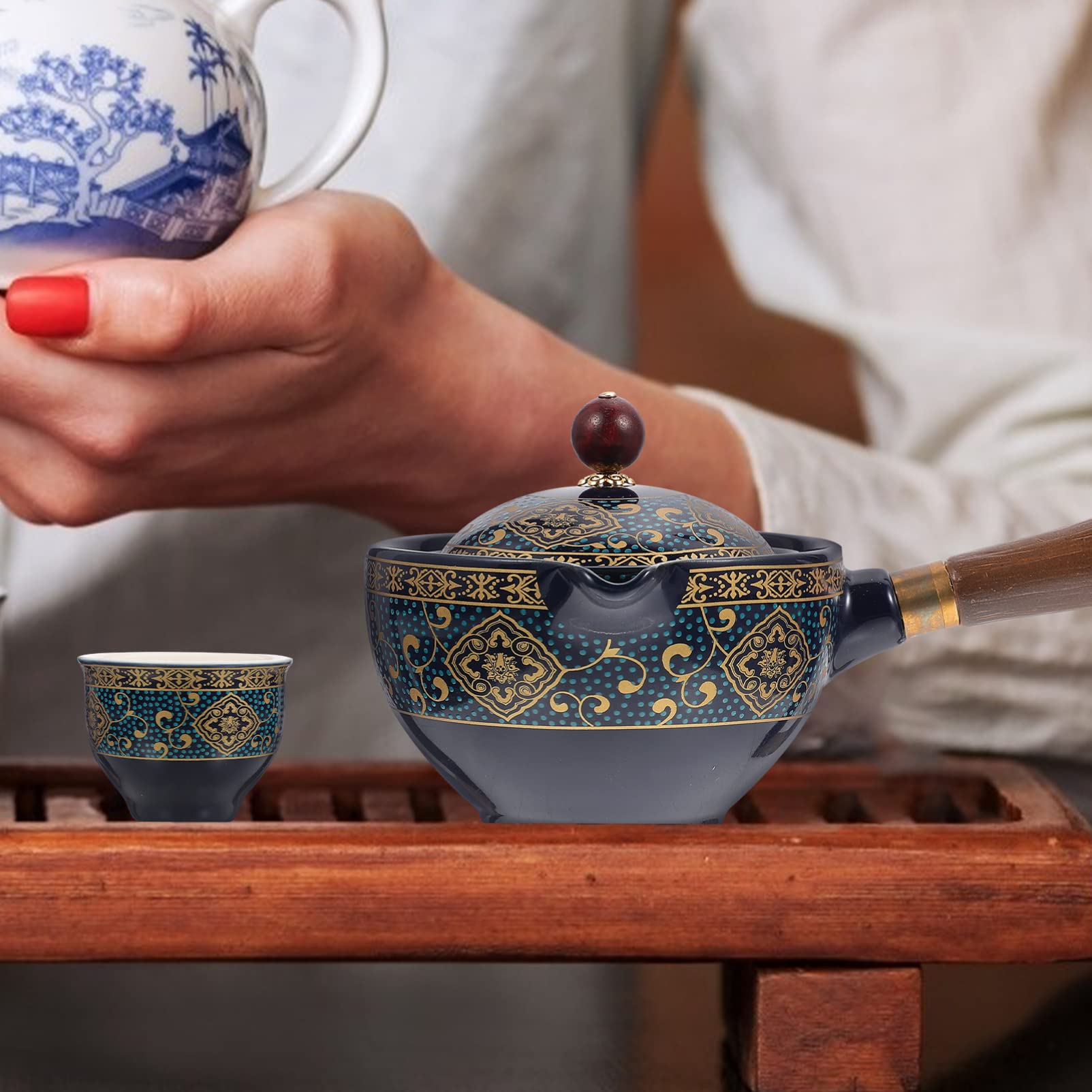 PRETYZOOM Juego de Té Tetera de Cerámica de Kung Fu para Viaje y Hogar Portátil 4 Tazas y Filtro Interior Antiescaldante y Soporte de Madera