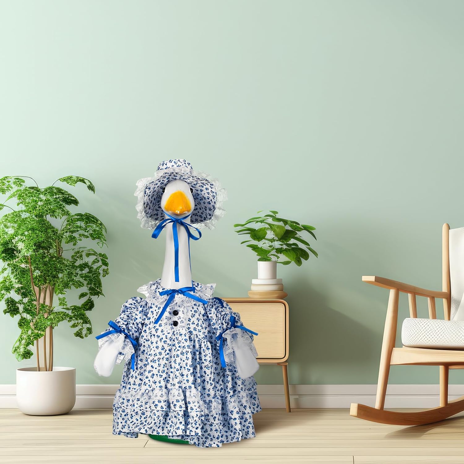 Soulchen Spring Goose Outfit Blue and White Flower Porch Goose Clothes Dress with Wide Hat for 23 Inch Spring Summer Outdoor Patio Yard Lawn Art Decoration