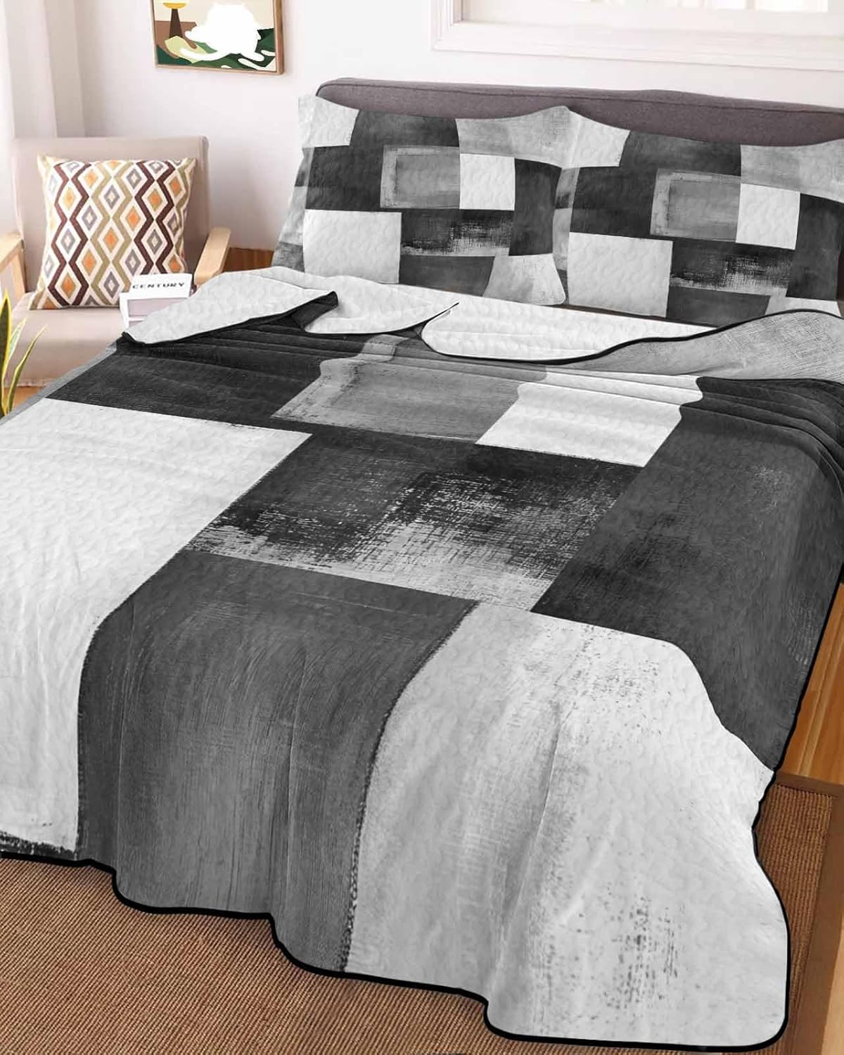 Twin XL Quilt Bedding Set, Abstract Black Grey Color Block Lightweight Coverlet Summer Comforter Set Soft Microfiber Bedspread, Modern White Checkered Plaid 3 Piece Quilt Set with 2 Pillow Shams