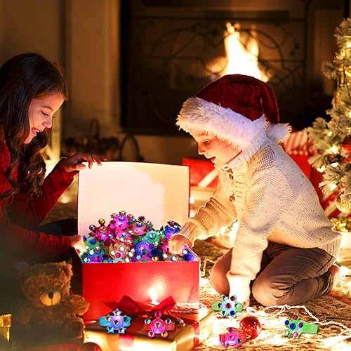 Miniatura 2 de Recuerdos de fiesta de Halloween para niños de 4 a 8 a 12 años, paquete de 32 pulseras giratorias con luz LED, suministros de fiesta que brillan en