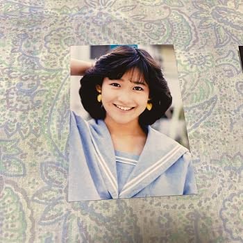 Amazon.co.jp: 岡田有希子超貴重写真12枚セット L版 : Toys & Games