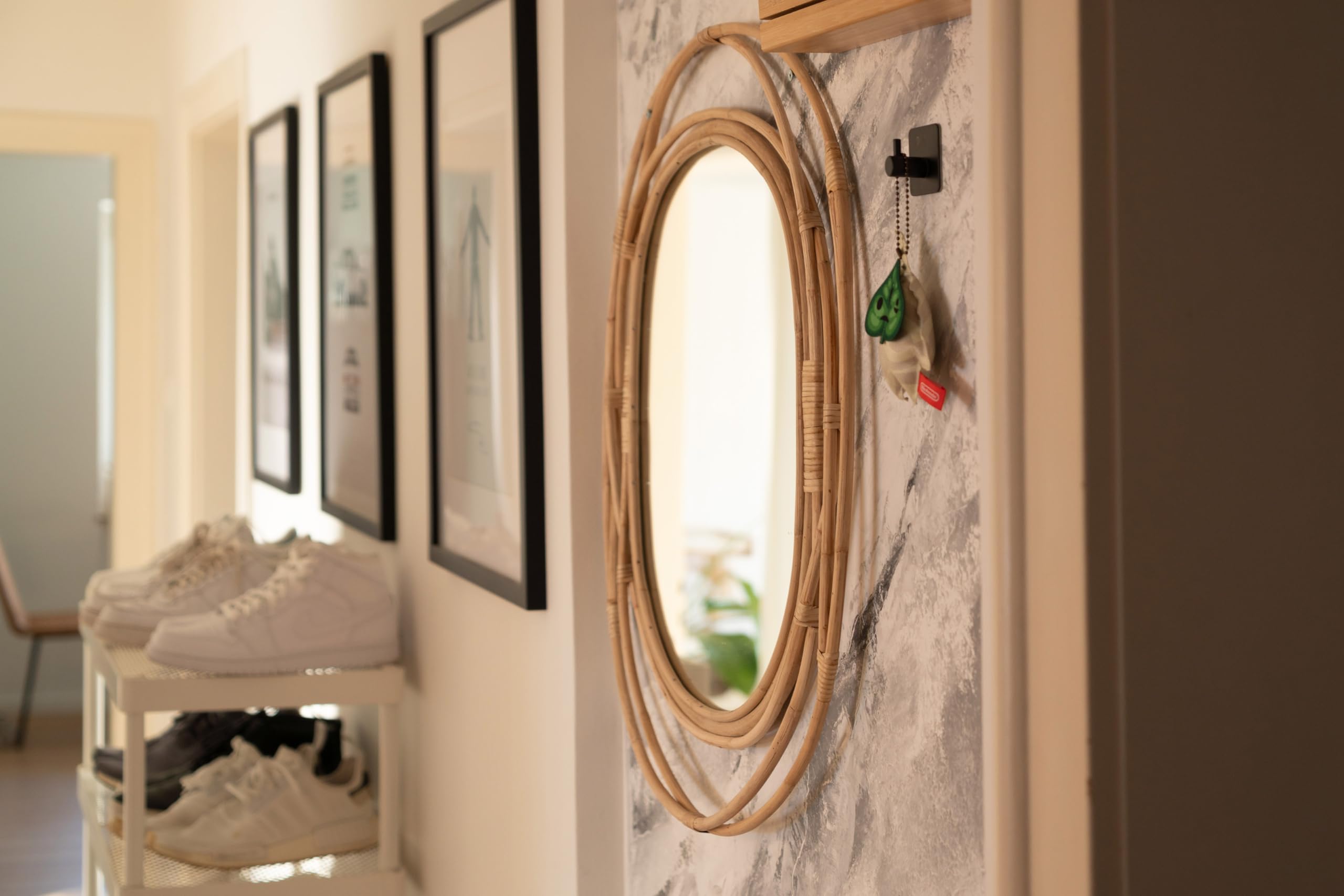 Decorasian Miroir rond en rotin - Miroir bohème ou décoration murale en rotin - Miroir mural rond