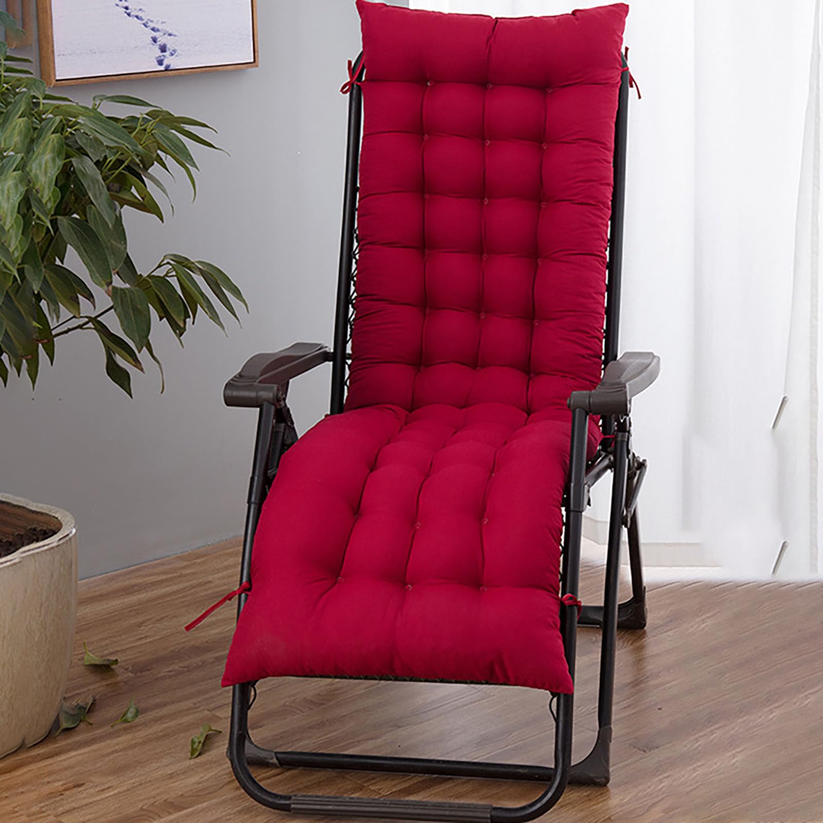 Coussin pour chaise longue de jardin rouge idéal pour vos après-midi farniente sur la terrasse