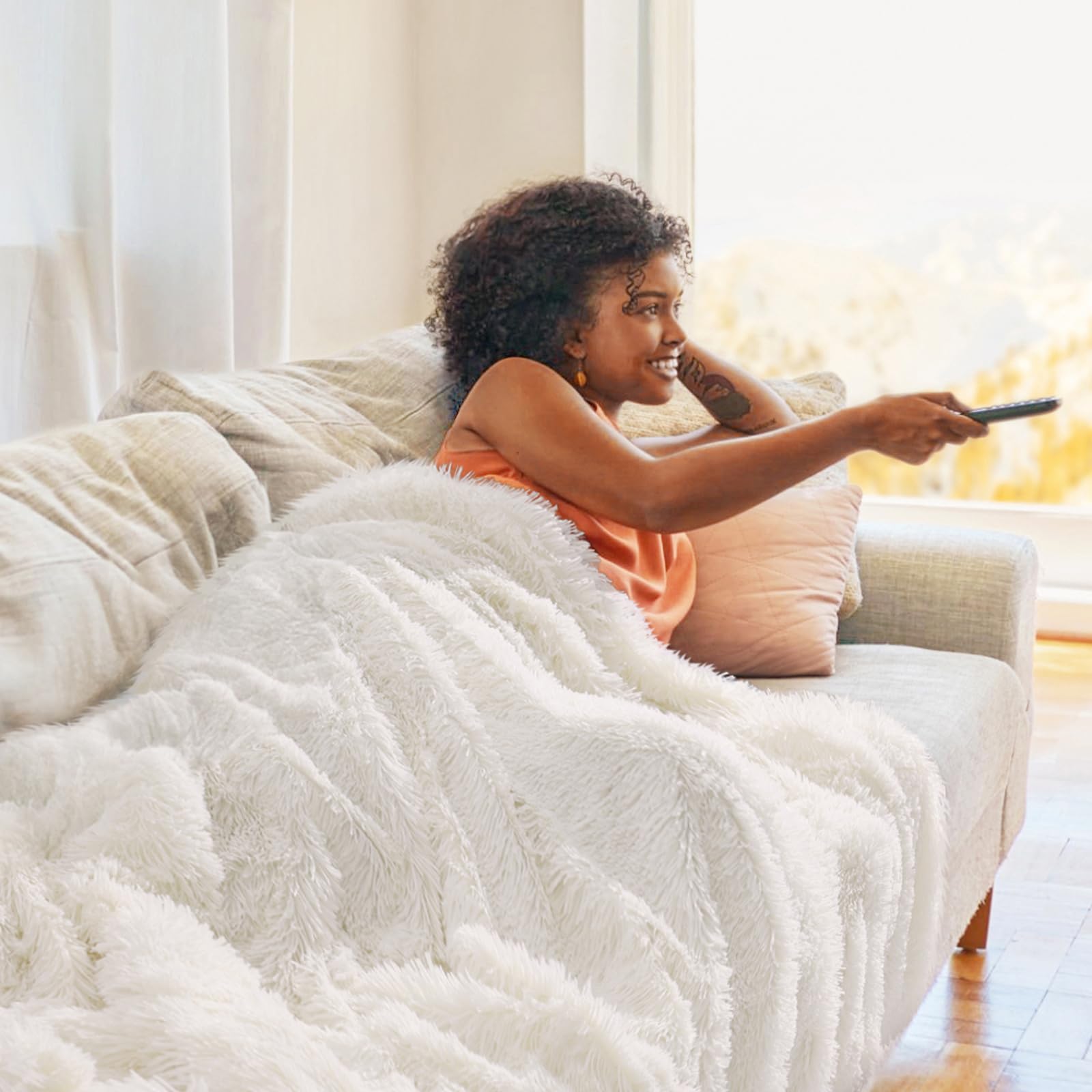 KANKAEU Coperta 160x200 cm, Coperta Pelliccia Morbida e Soffice, Plaid Decorative per Divano e Letti, Coperta Pile Calda e Accogliente, Plaid Matrimoniale,Copriletti,Vero Bianco