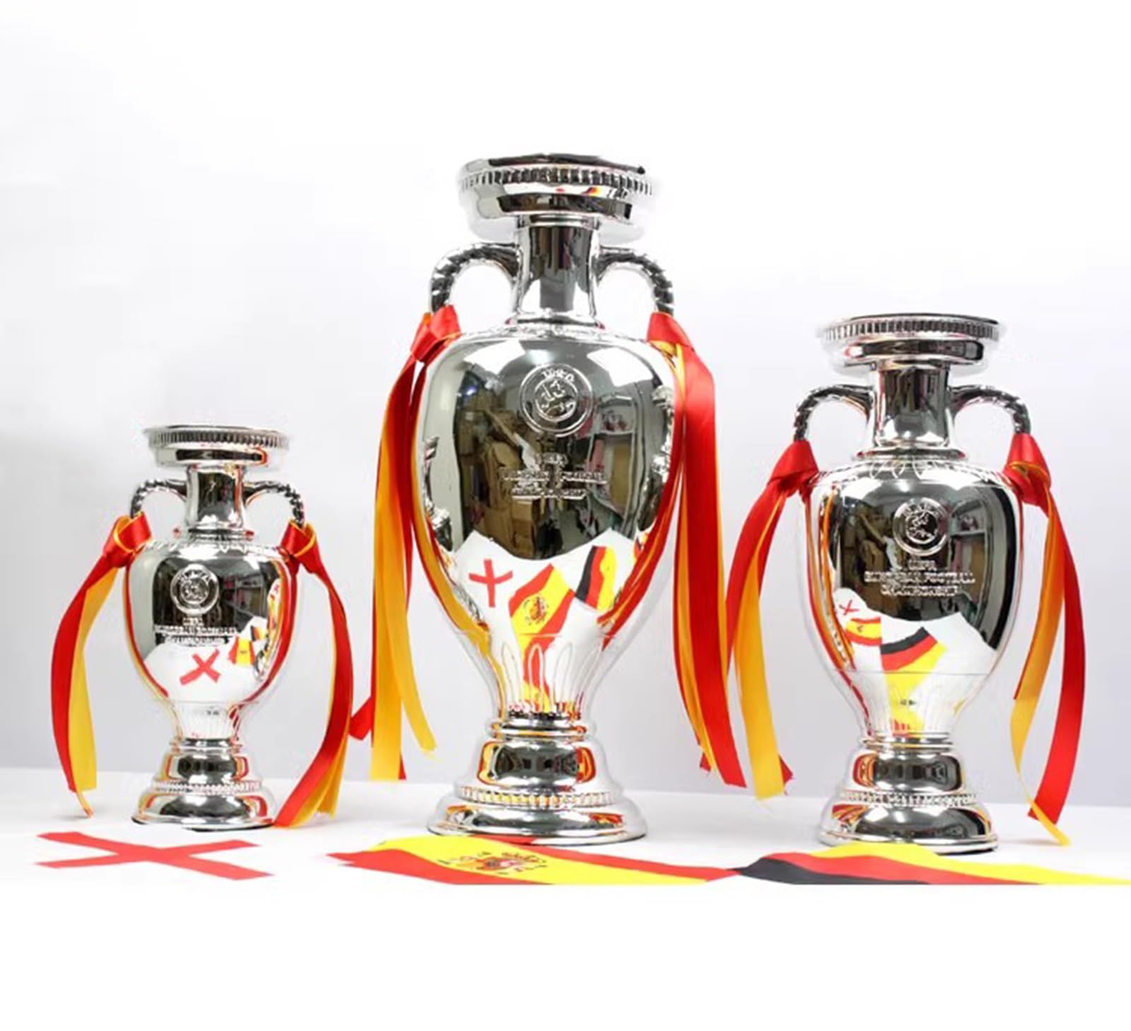 Coppa del Trofeo del Campionato Europeo di Calcio della Germania 2024 Souvenir Decorativi del Calcio per I Fan,44cm