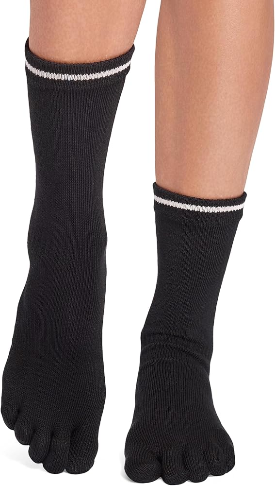 toesox Women's Grip Crew Socks - Non Slip Crew Full Toe for Yoga