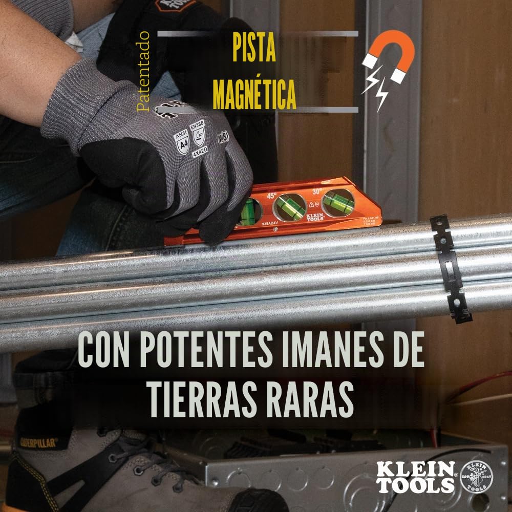 Nivel de torpedo, magnético, 4 viales para doblado de conductos y más con ranura en V y pista magnética Klein Tools 935AB4V
