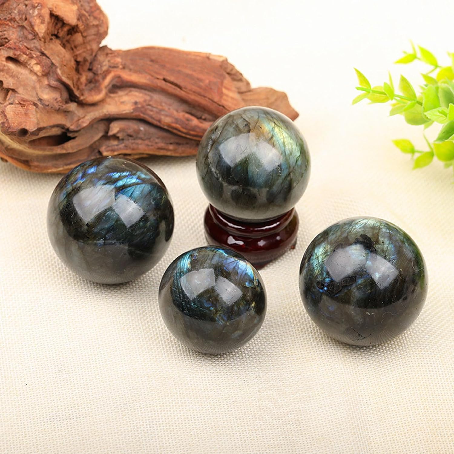 Quartz Labradorite Crystal Ball Decorative Spheres Polished Moonstone Stone Crafts for Home Wedding Party Room Office Decoration,60mm